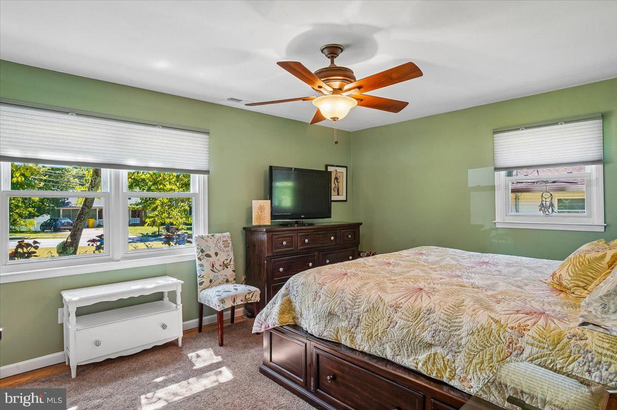 HILLSMERE SHORES - Residential