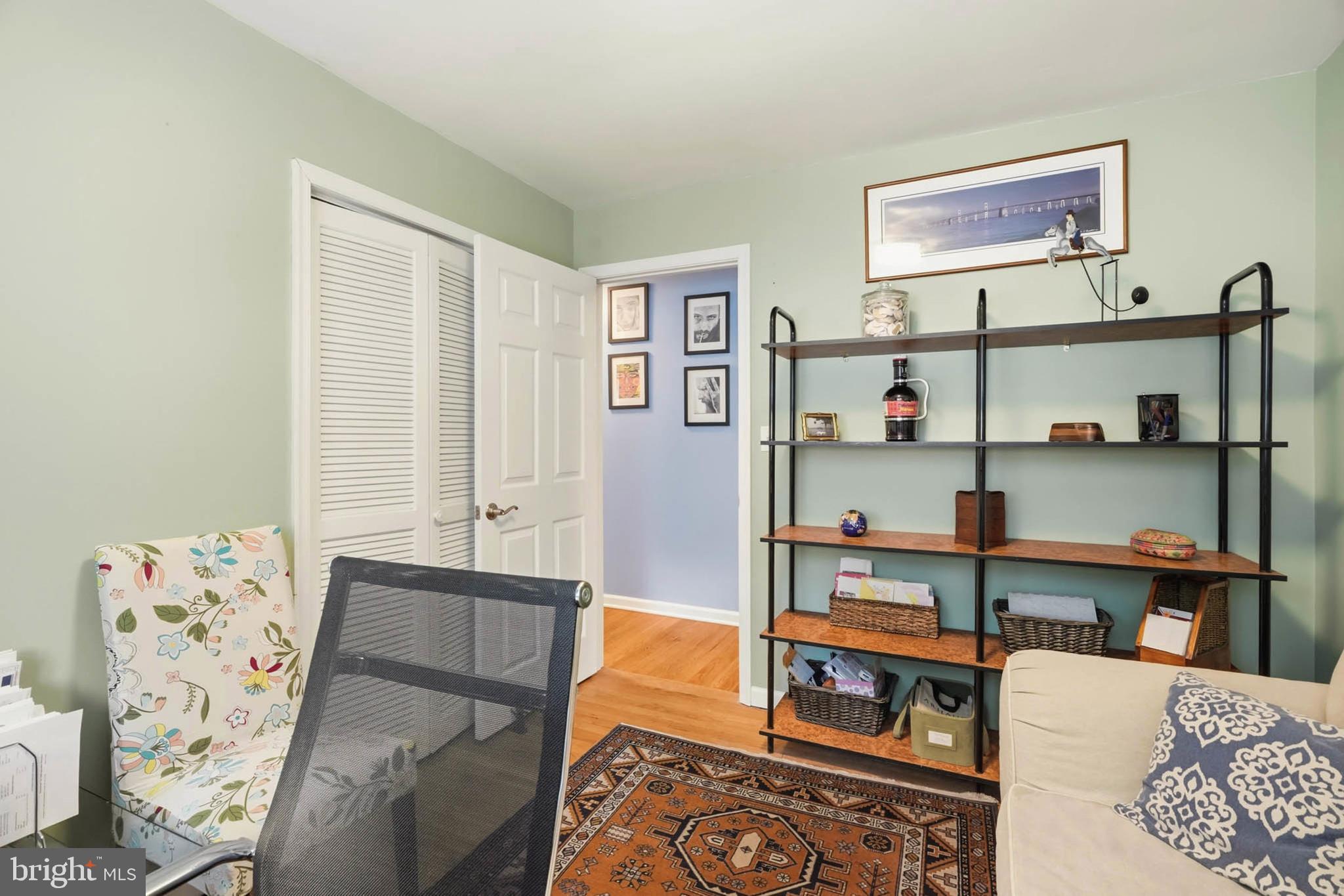 HILLSMERE SHORES - Residential