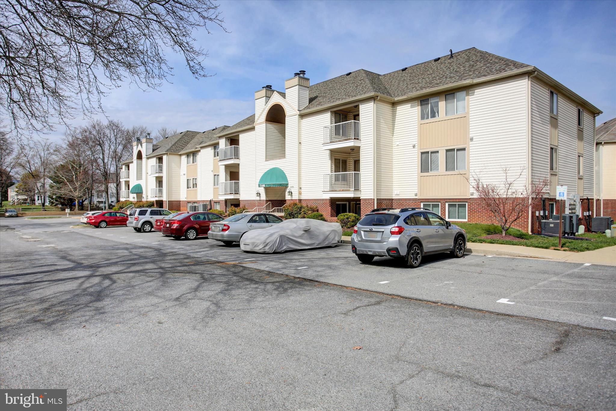 OLD FARM STATION - Residential