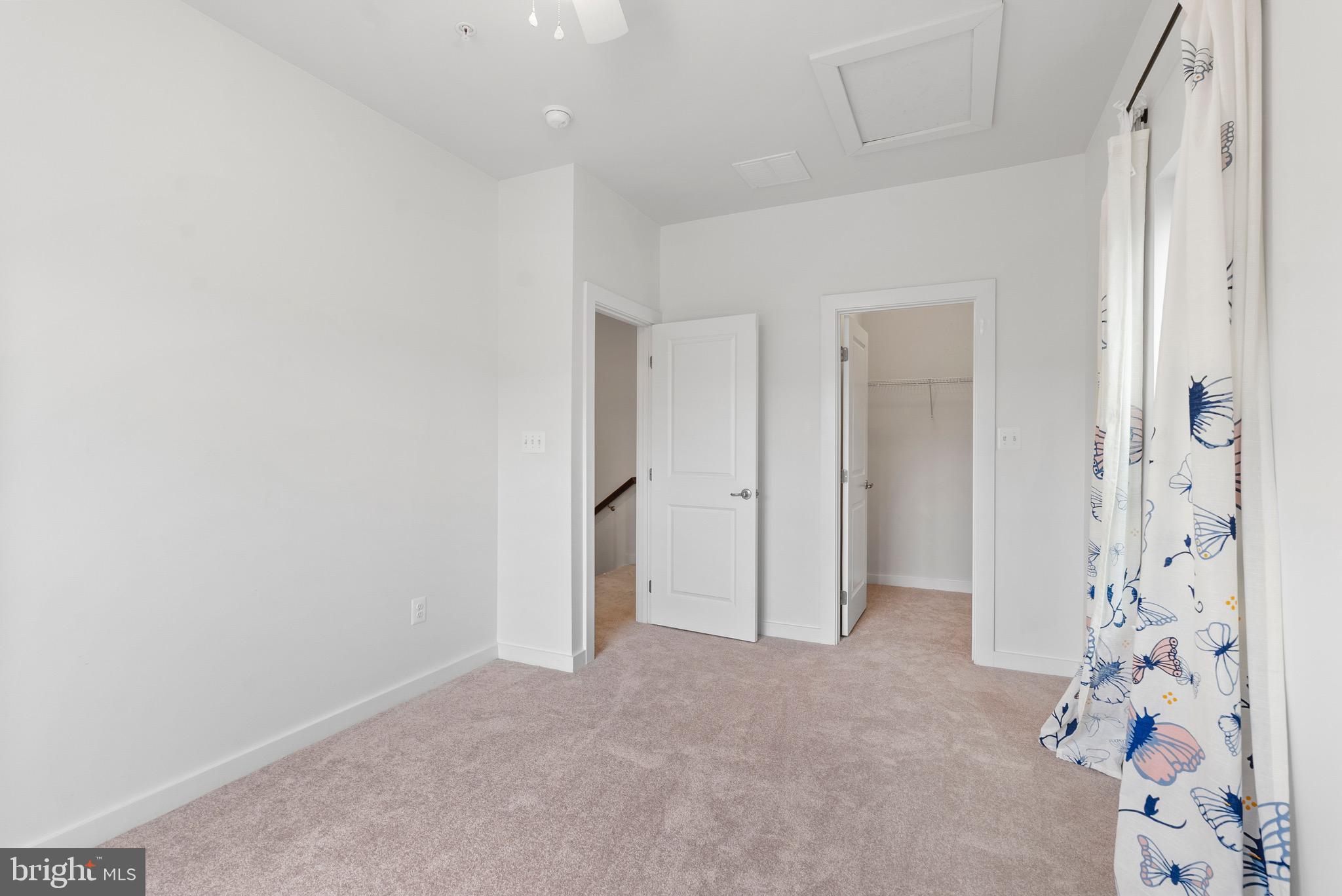 GREENLEIGH AT CROSSROADS - Residential