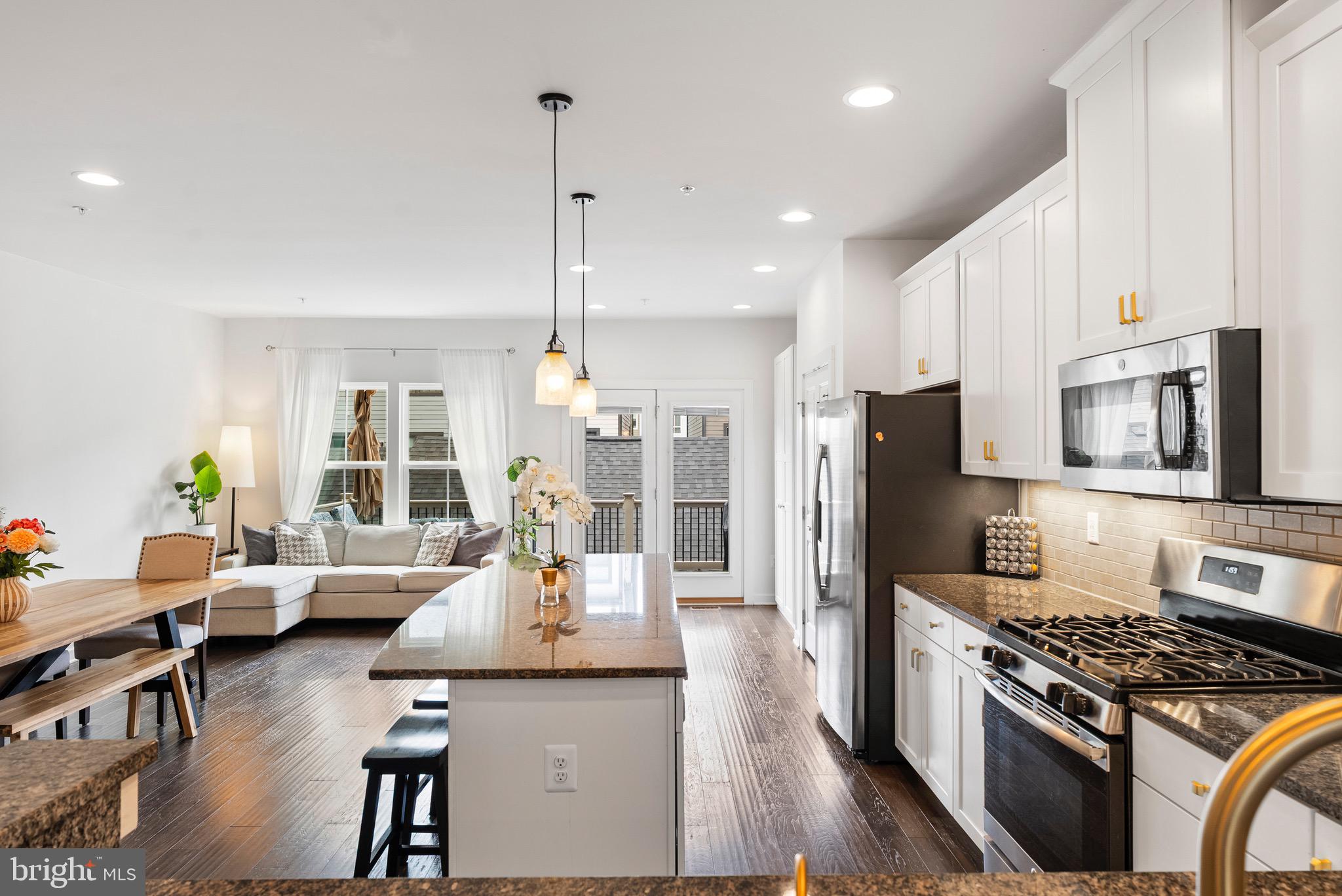 GREENLEIGH AT CROSSROADS - Residential