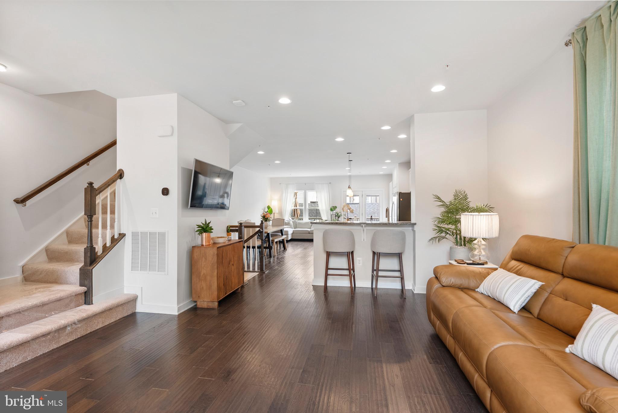 GREENLEIGH AT CROSSROADS - Residential