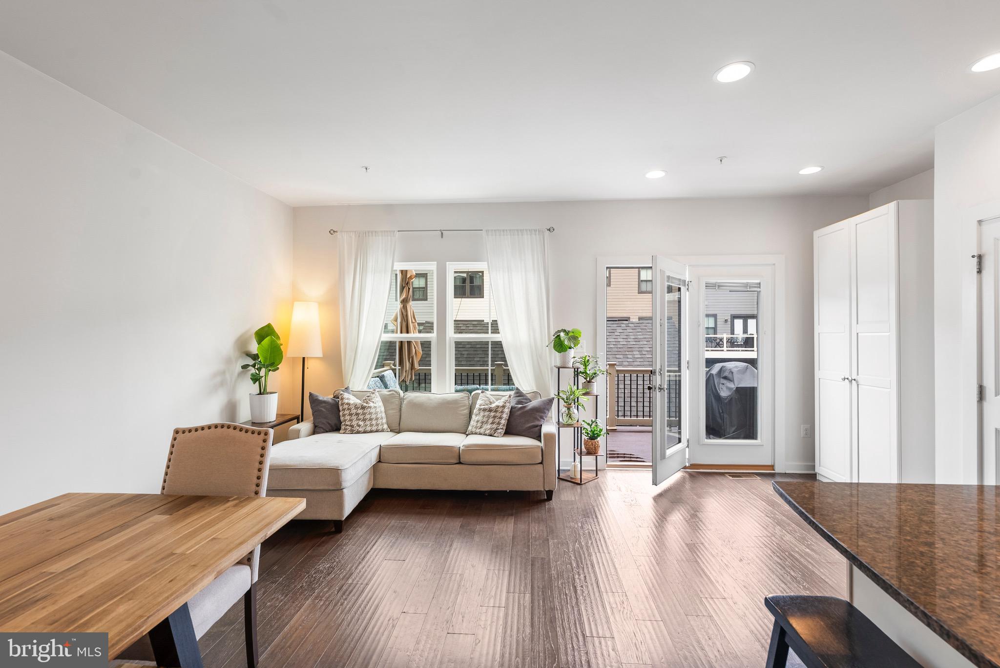 GREENLEIGH AT CROSSROADS - Residential