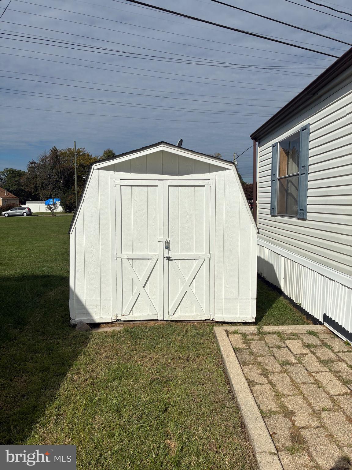 DUNDALK MOBILE HOME COURT - Residential