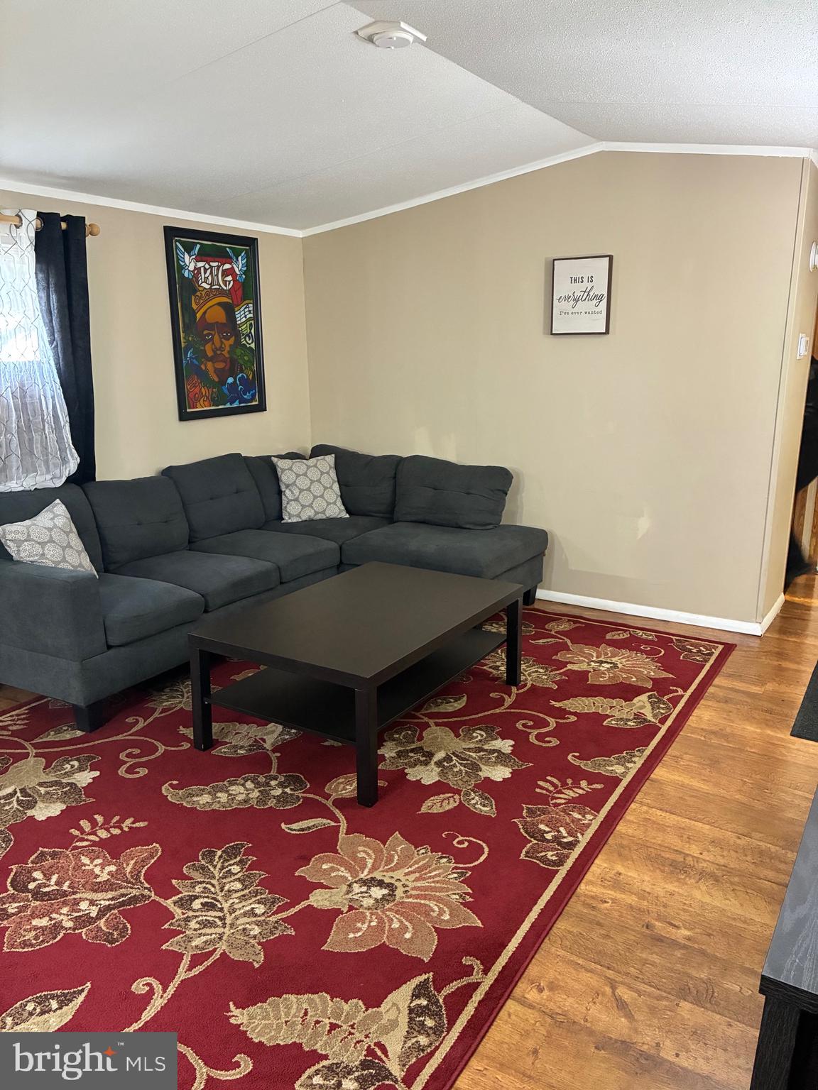 DUNDALK MOBILE HOME COURT - Residential