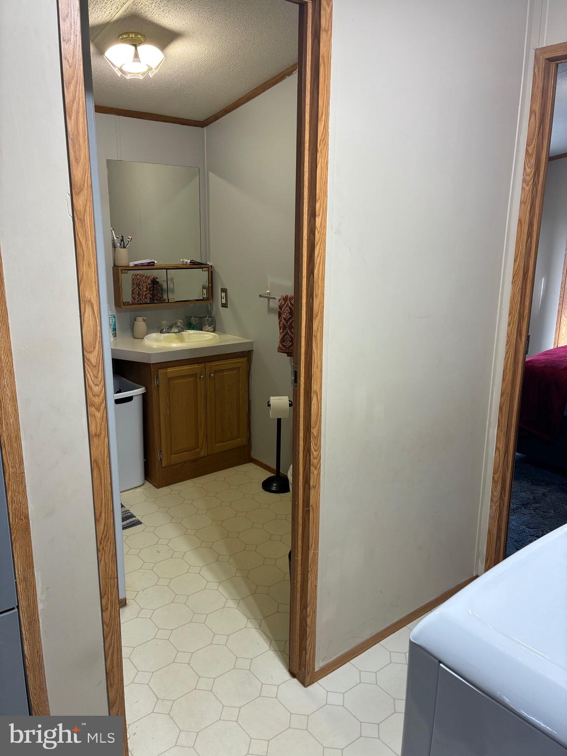 DUNDALK MOBILE HOME COURT - Residential