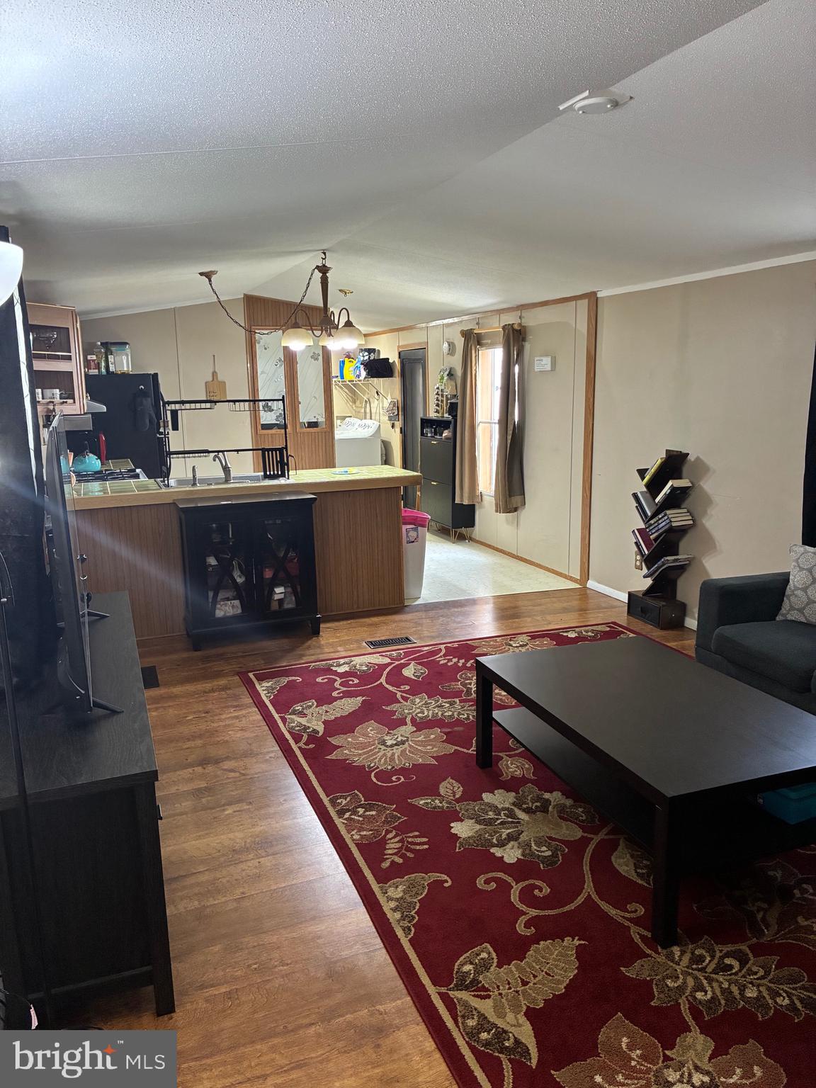 DUNDALK MOBILE HOME COURT - Residential