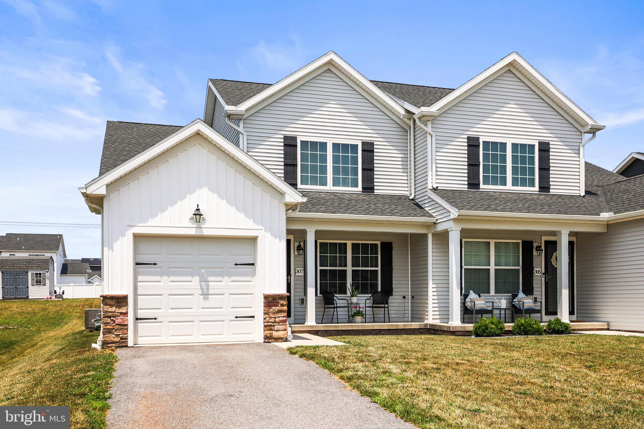 CHAPEL RIDGE - Residential
