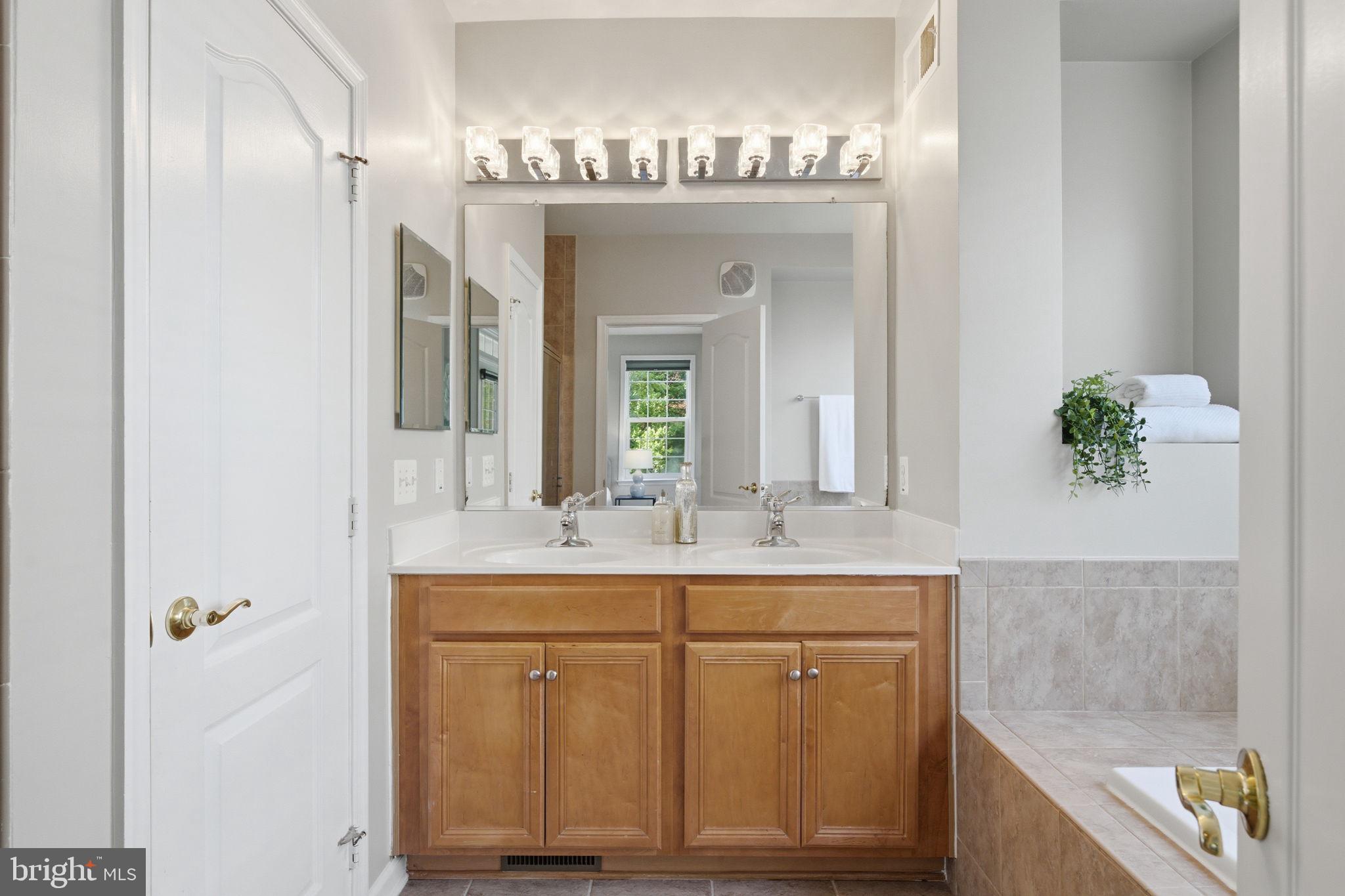 BRAMBLETON - Residential