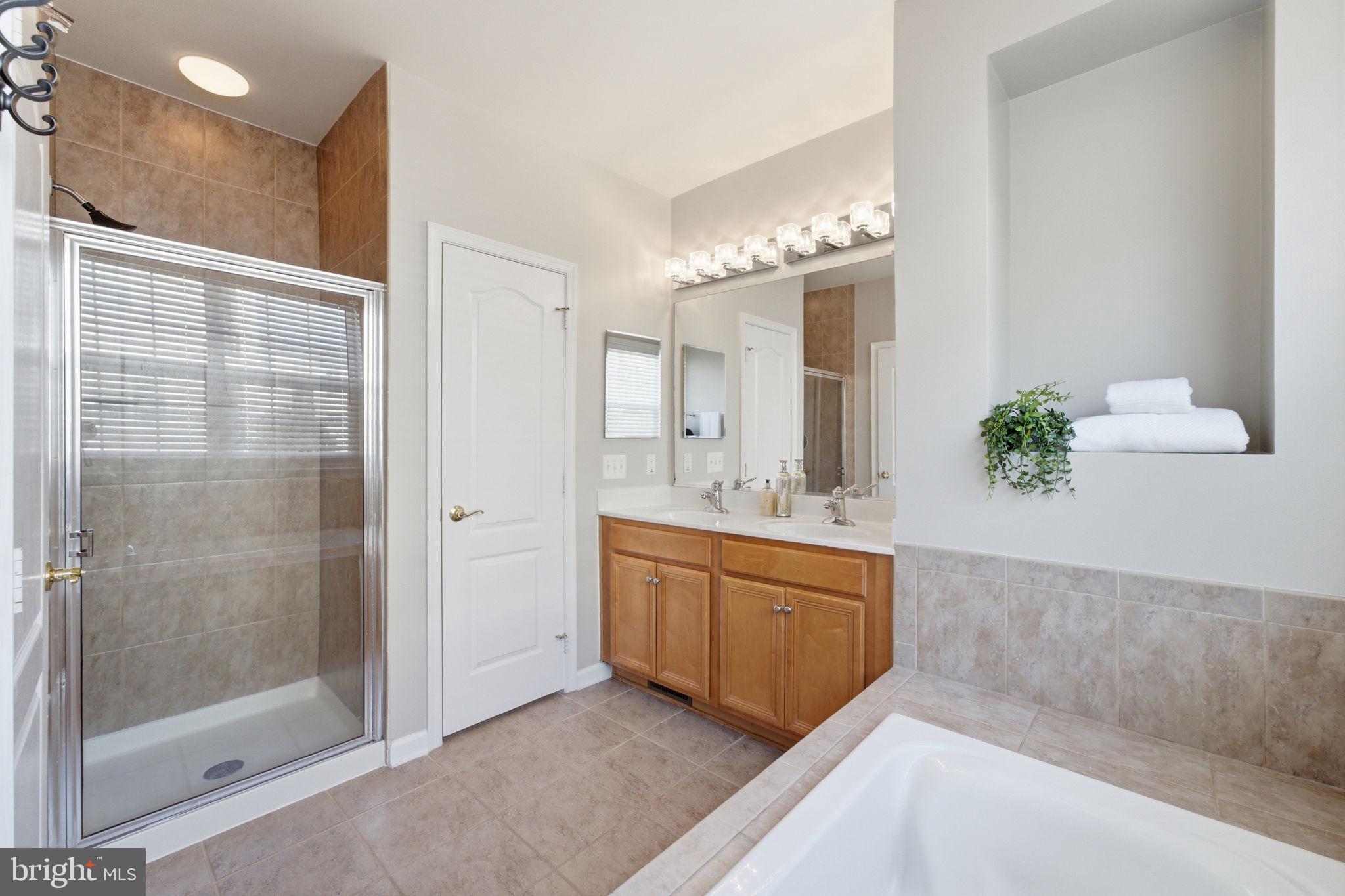 BRAMBLETON - Residential