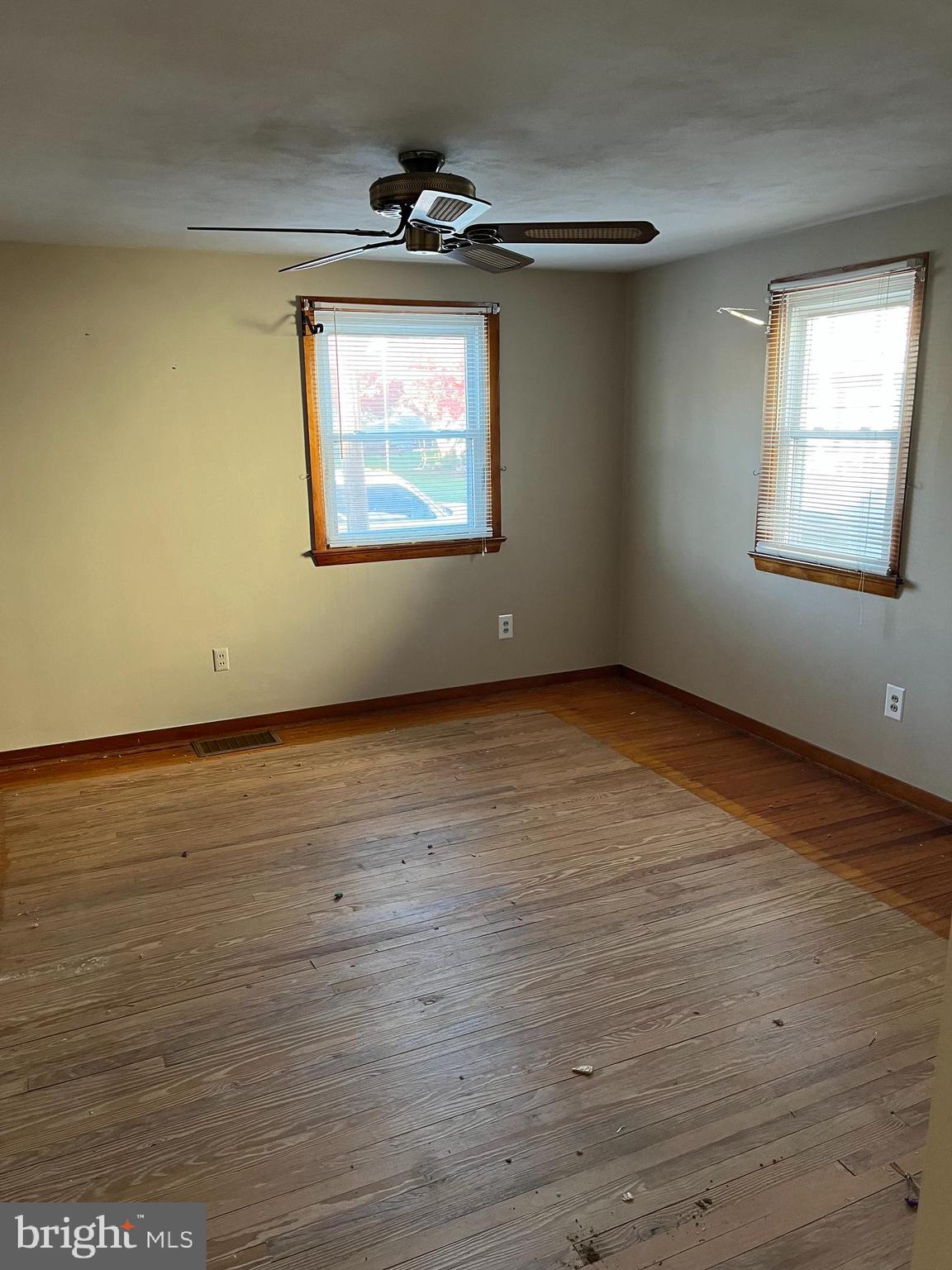 2 WARD - Residential