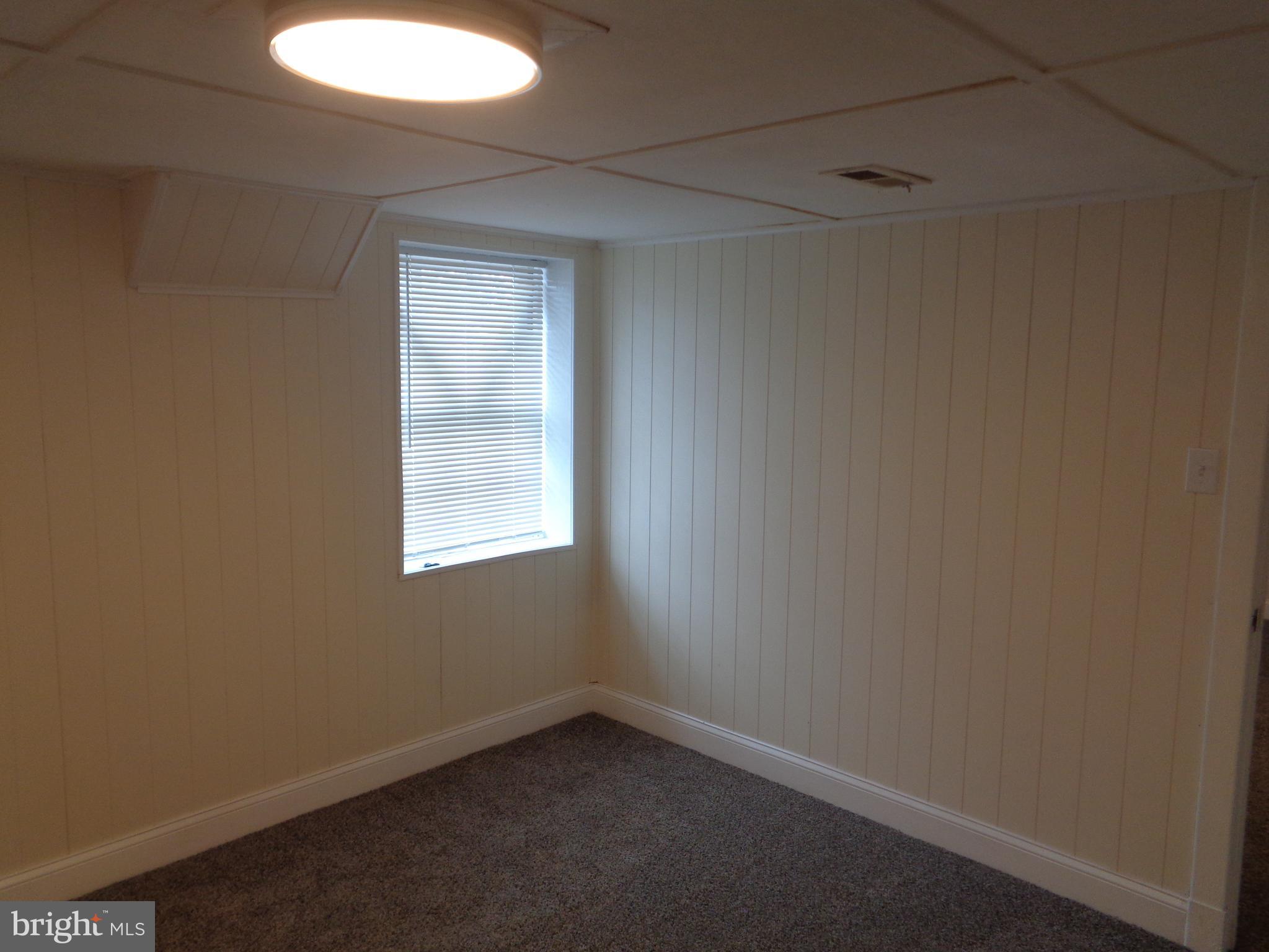 PARKVILLE - Residential Lease
