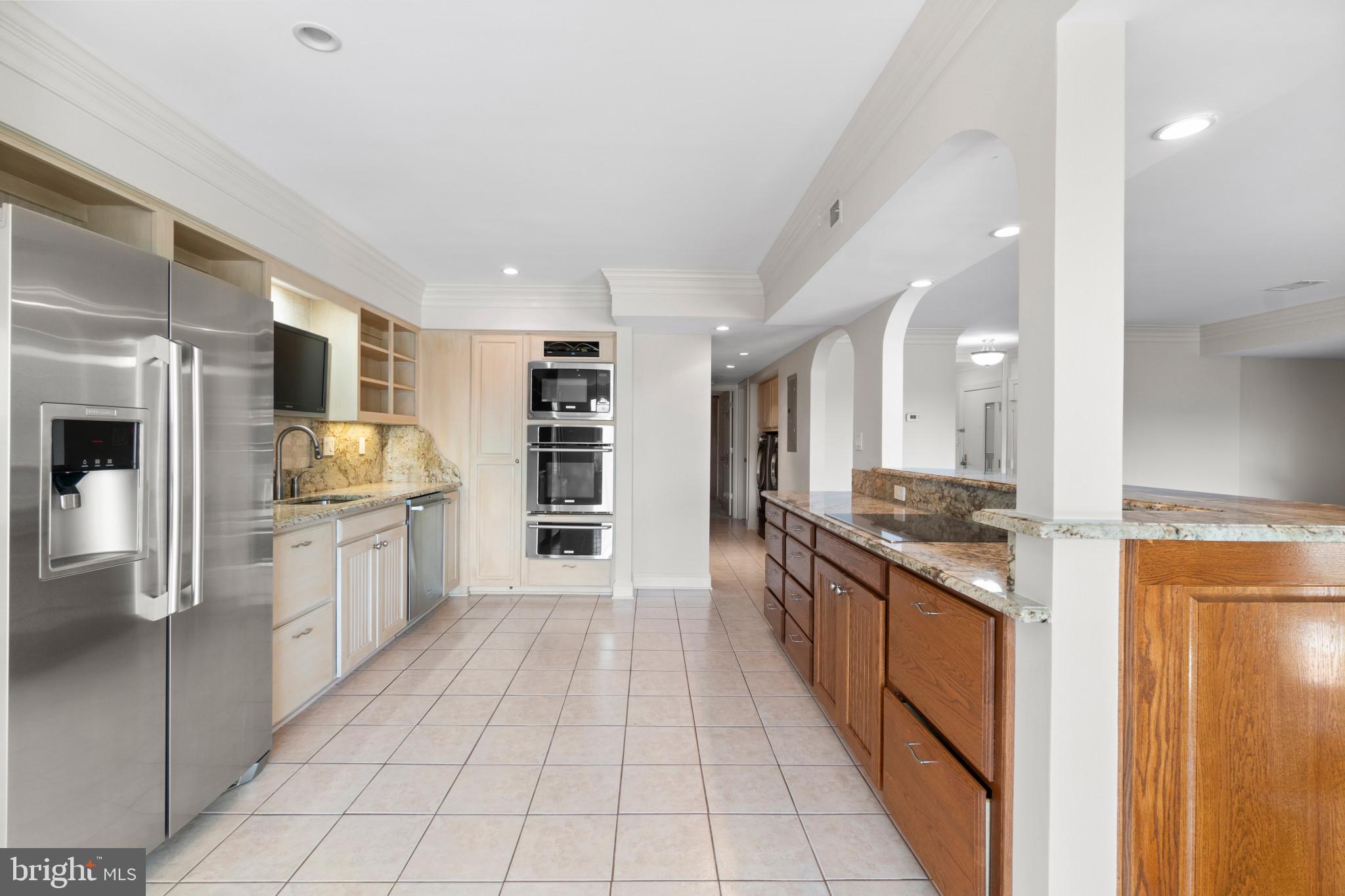 PRESIDENT POINT - Residential Lease