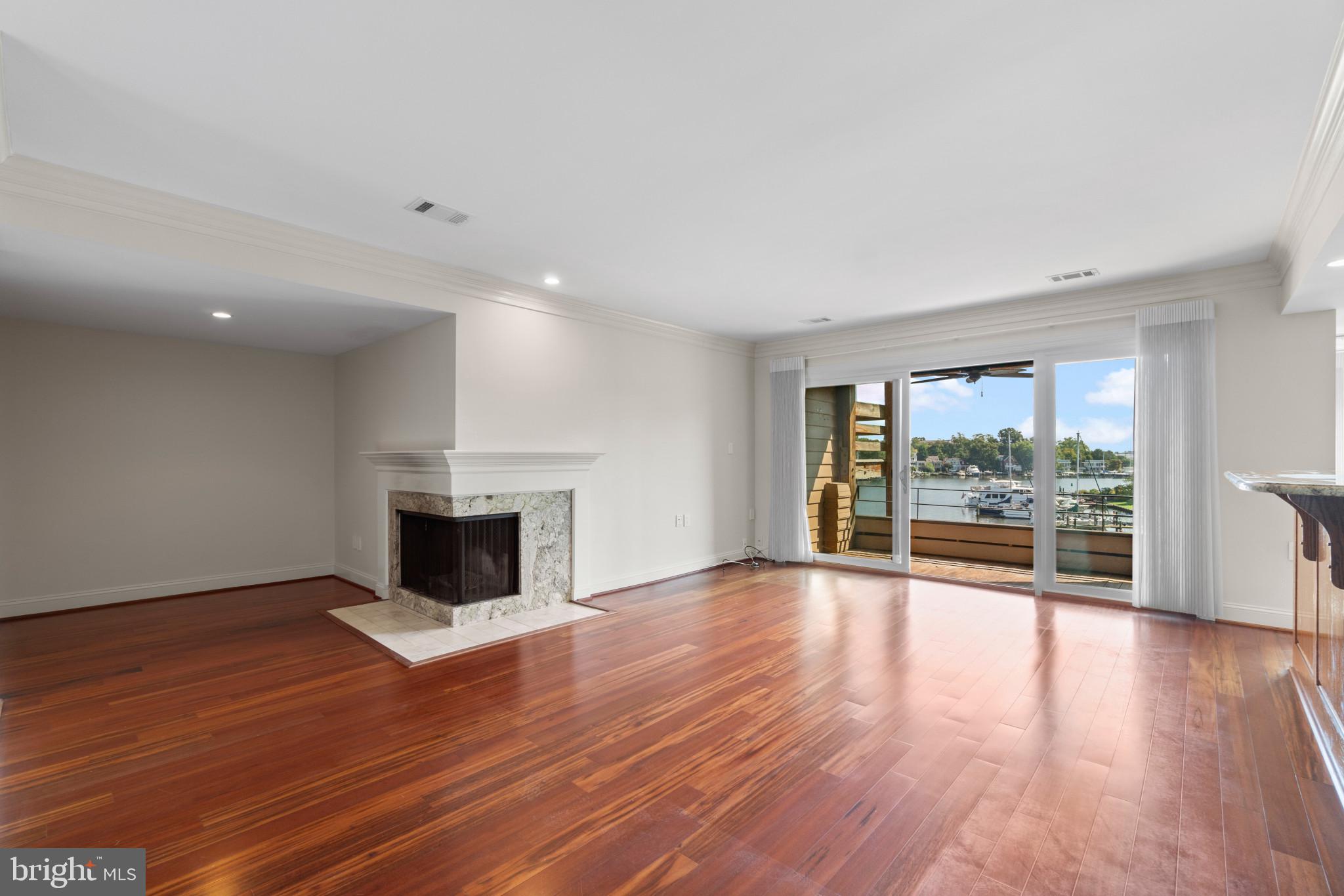PRESIDENT POINT - Residential Lease