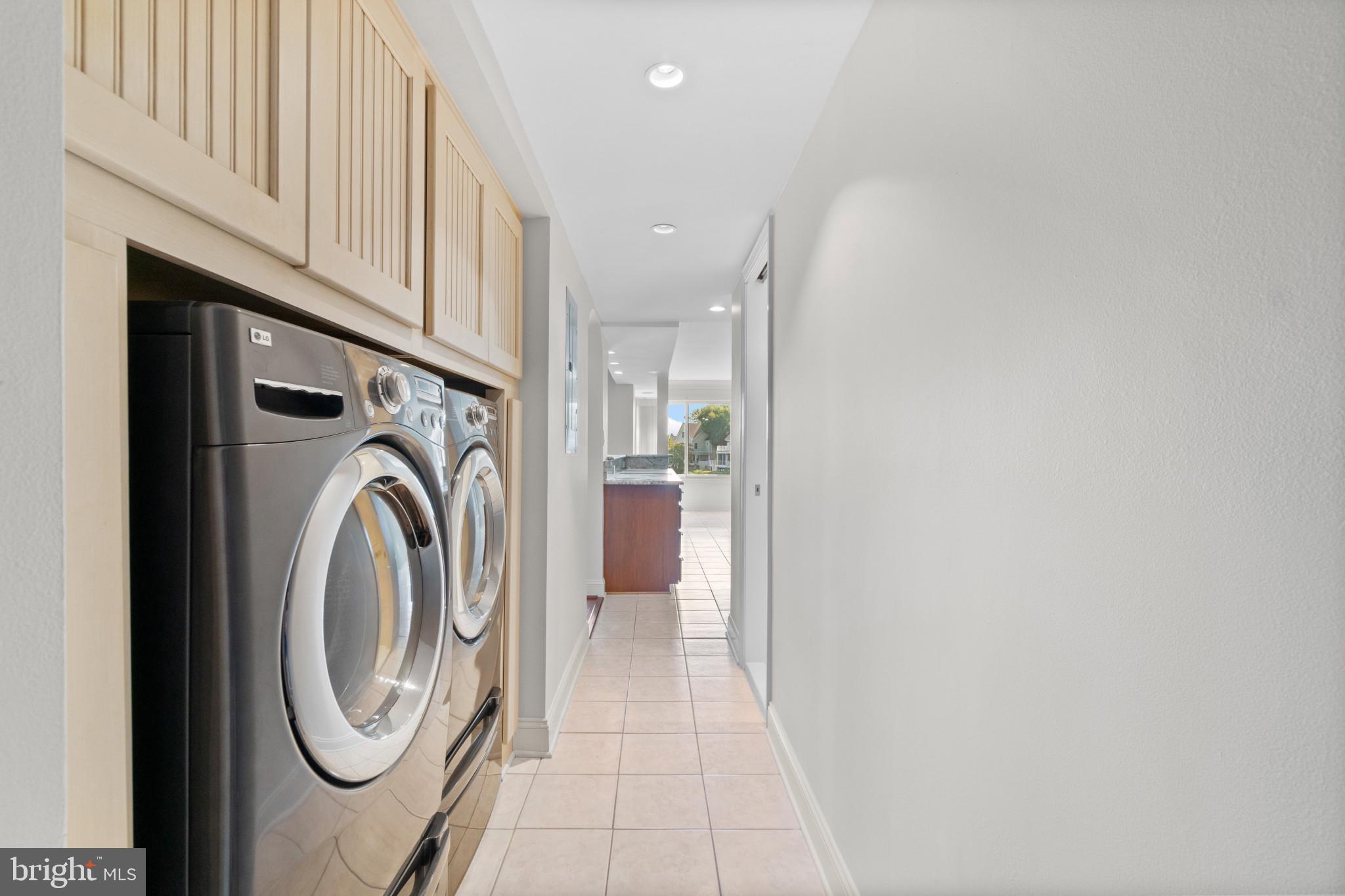 PRESIDENT POINT - Residential Lease