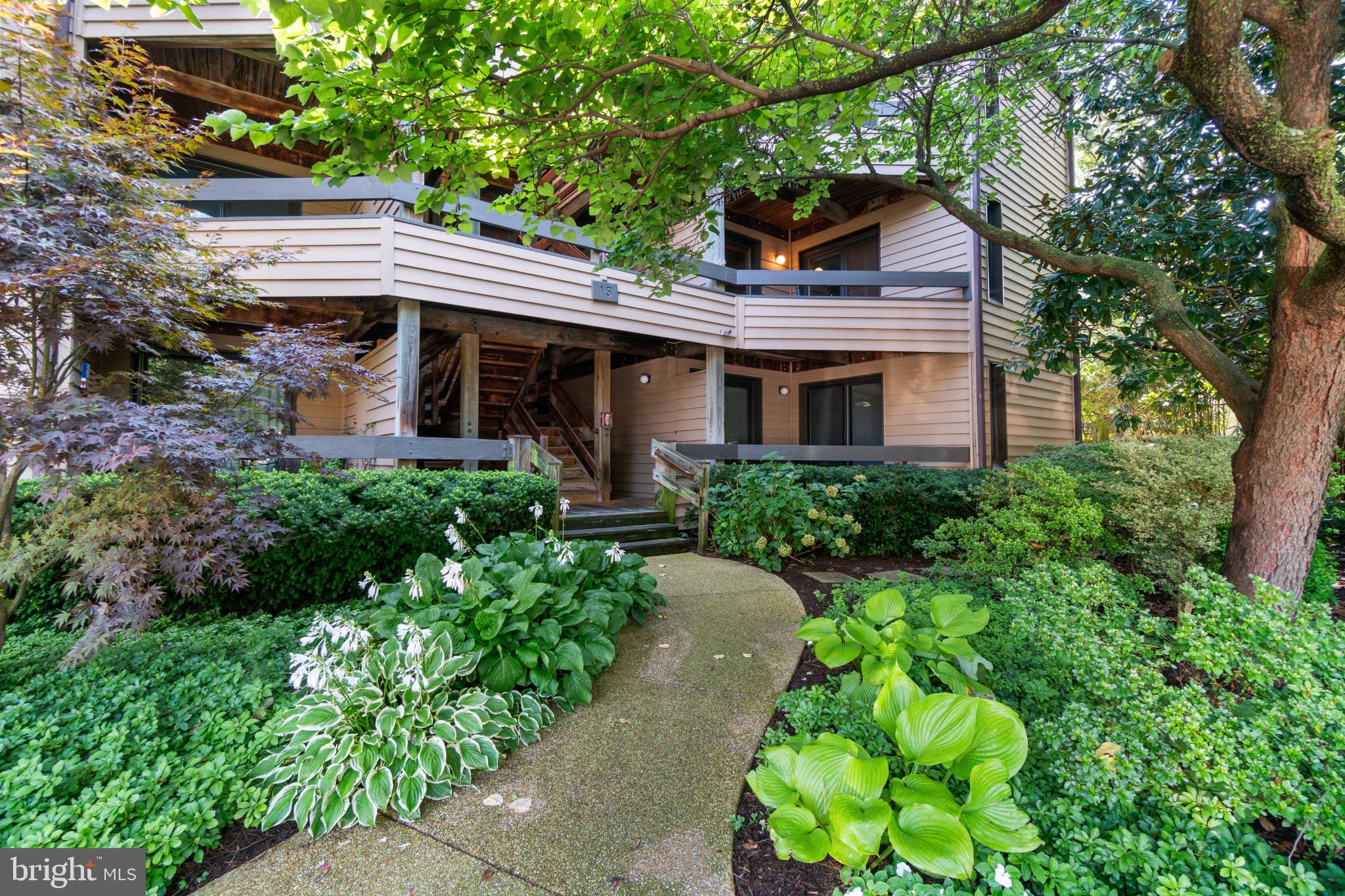 PRESIDENT POINT - Residential Lease