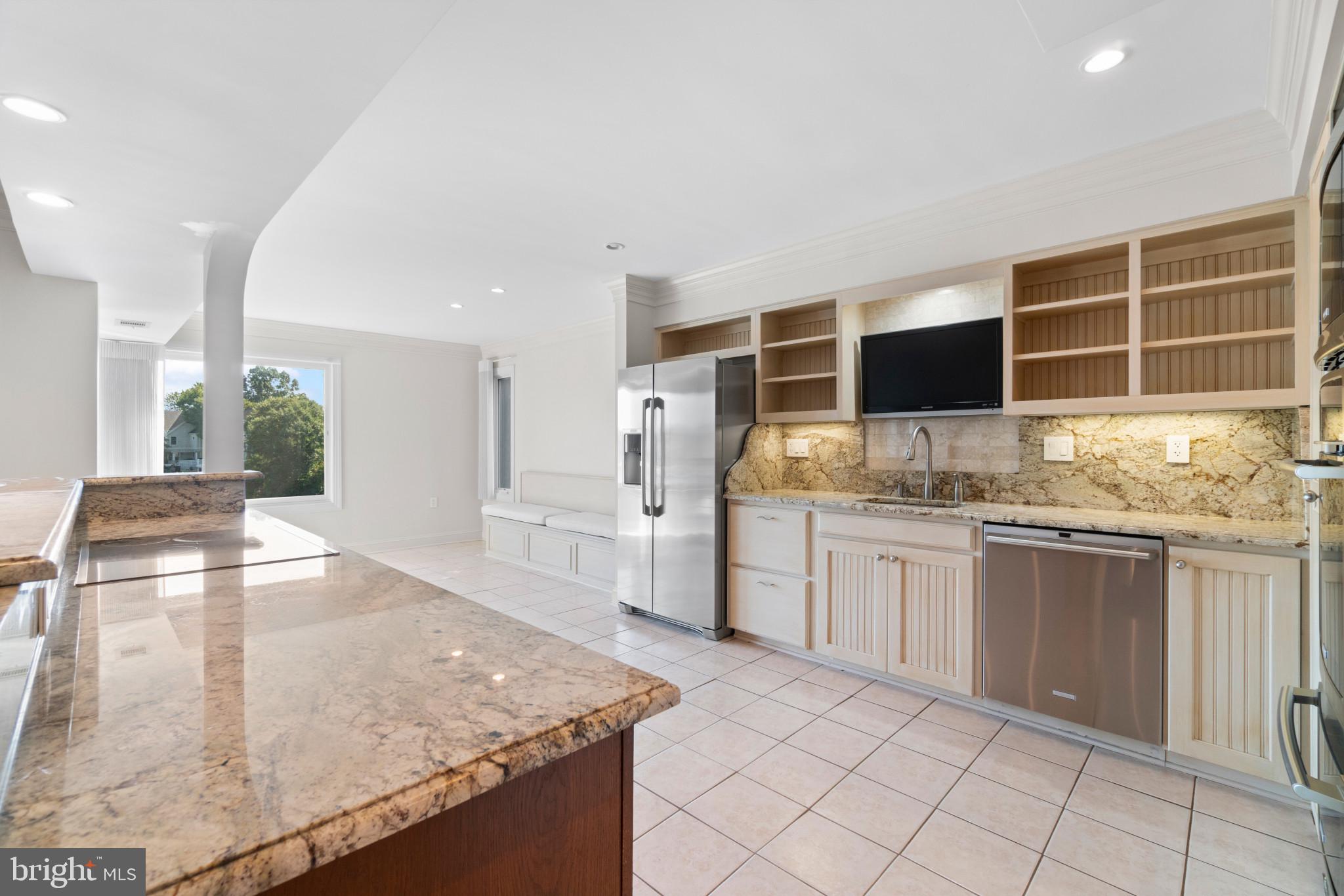 PRESIDENT POINT - Residential Lease