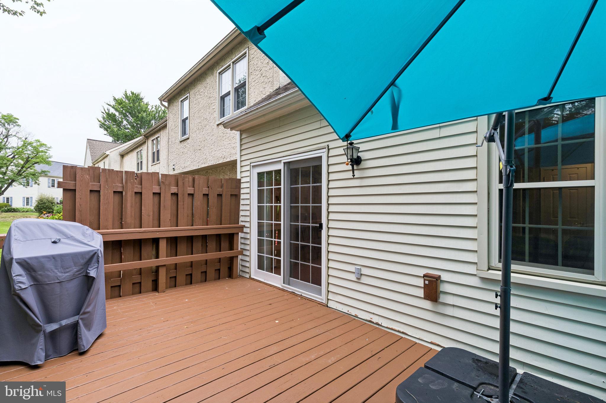 PICKERING POINTE - Residential