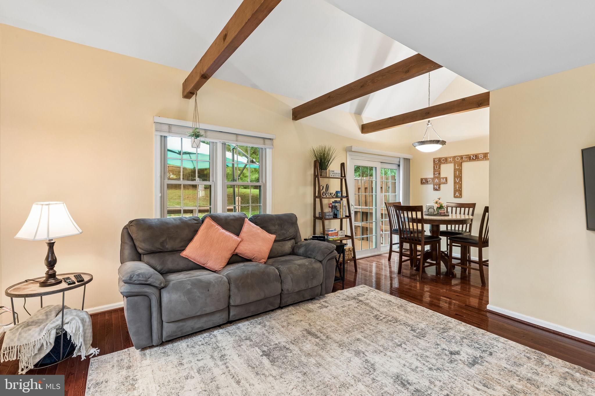 PICKERING POINTE - Residential