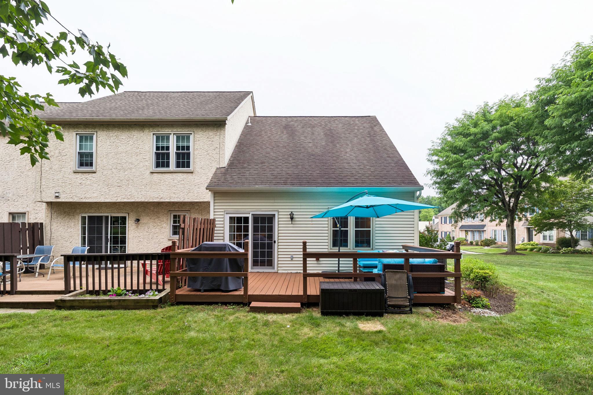 PICKERING POINTE - Residential