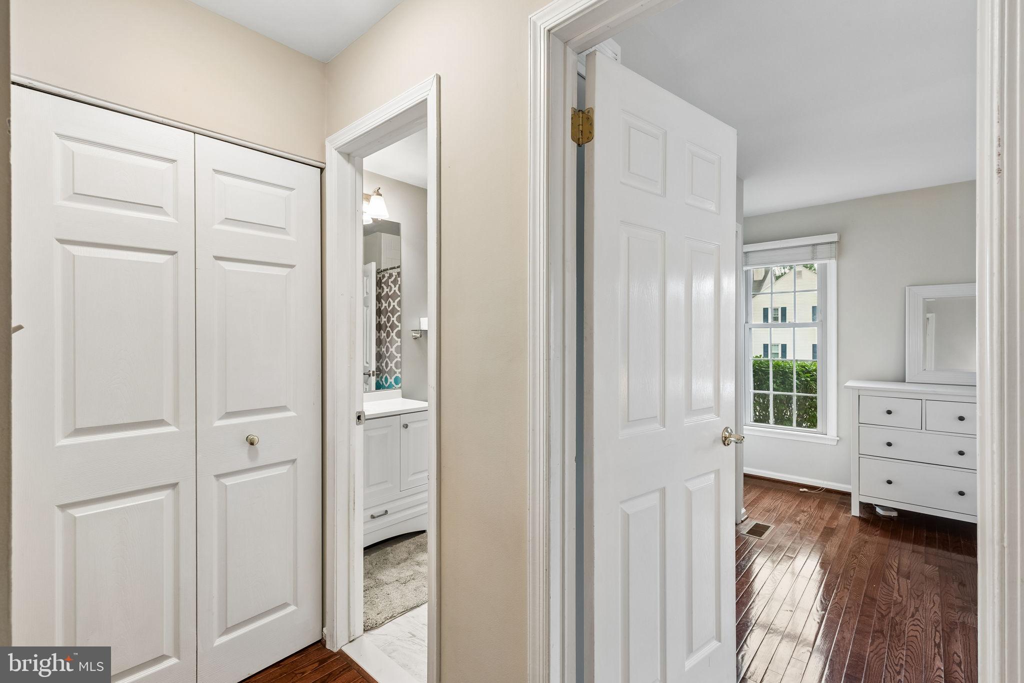 PICKERING POINTE - Residential