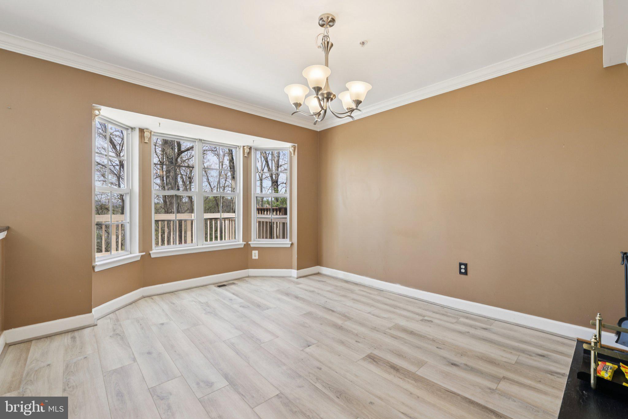 SPRING RIDGE - Residential