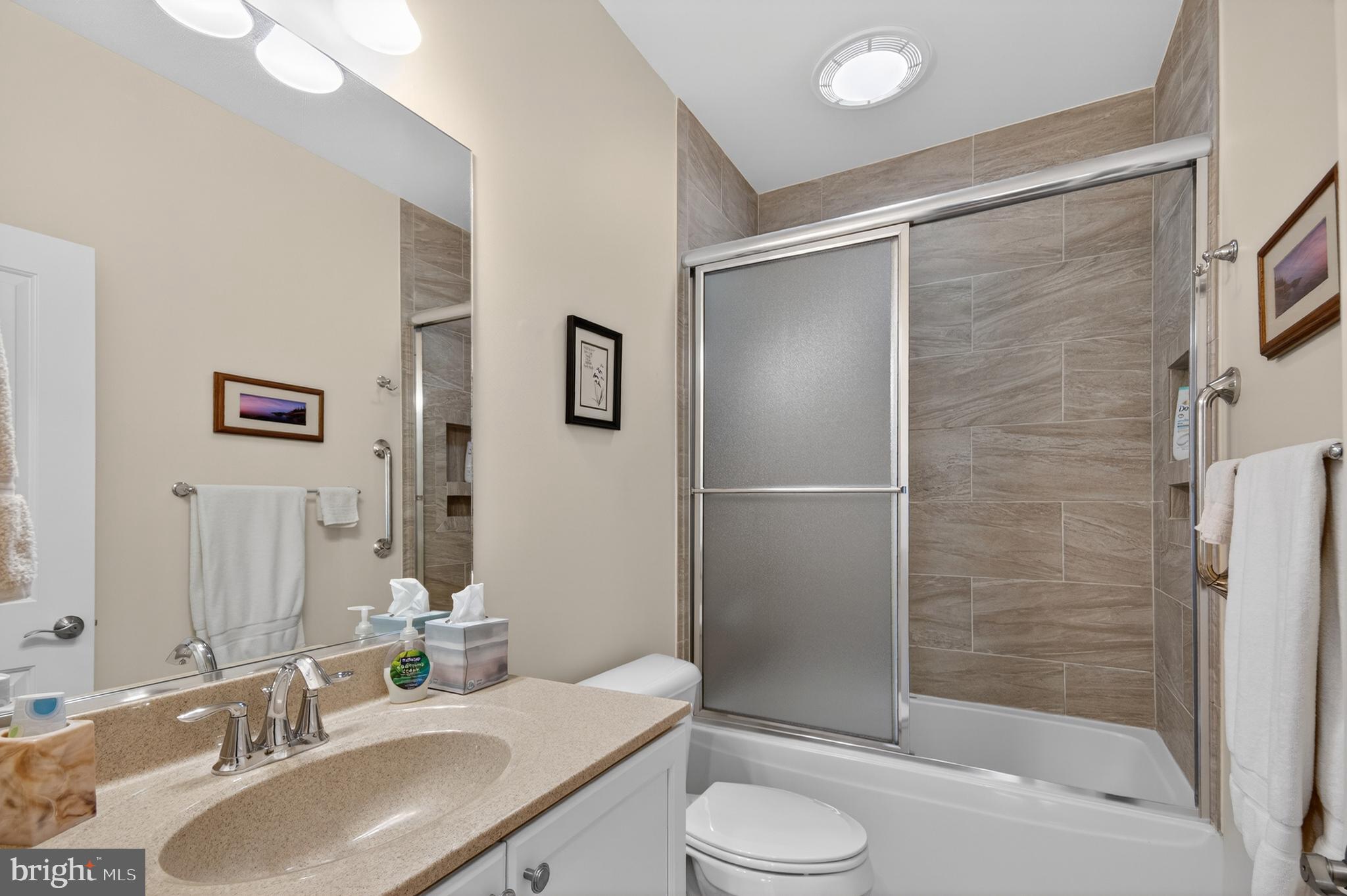 SUMMERS GATE - Residential