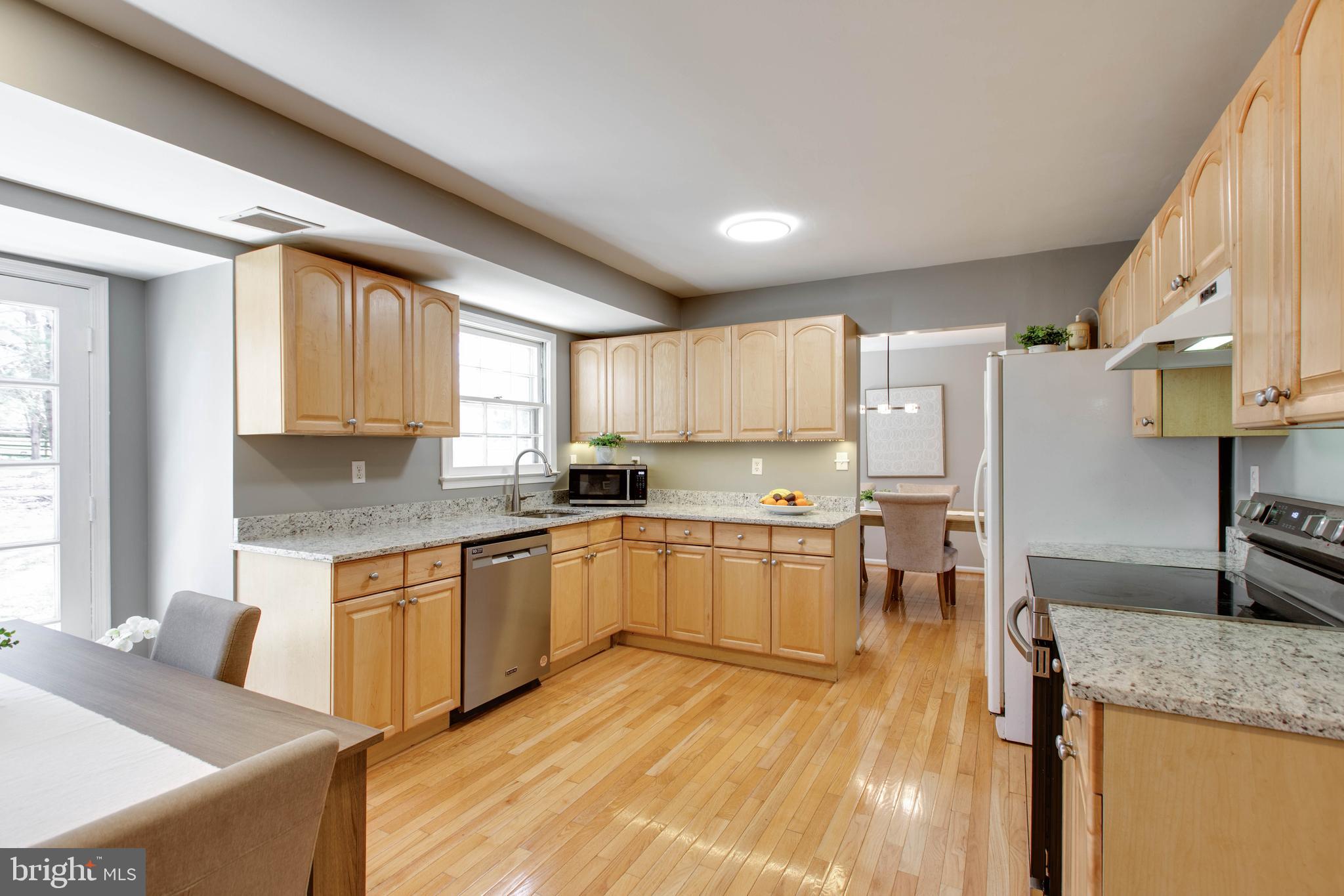 NORBECK ESTATES - Residential