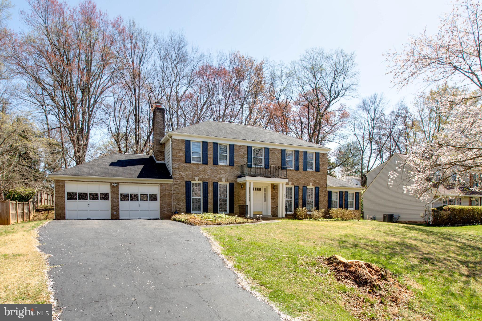 NORBECK ESTATES - Residential