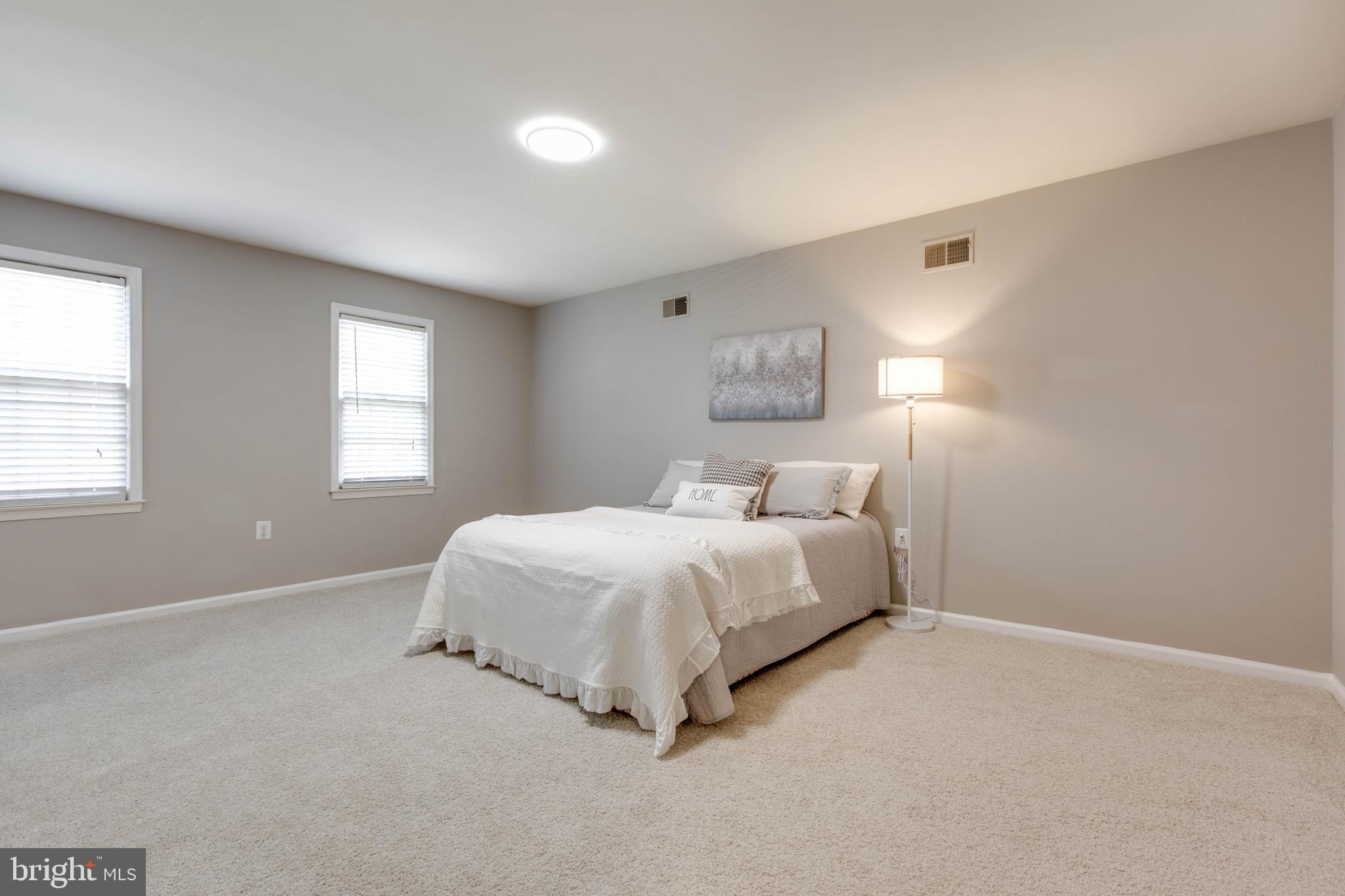 NORBECK ESTATES - Residential