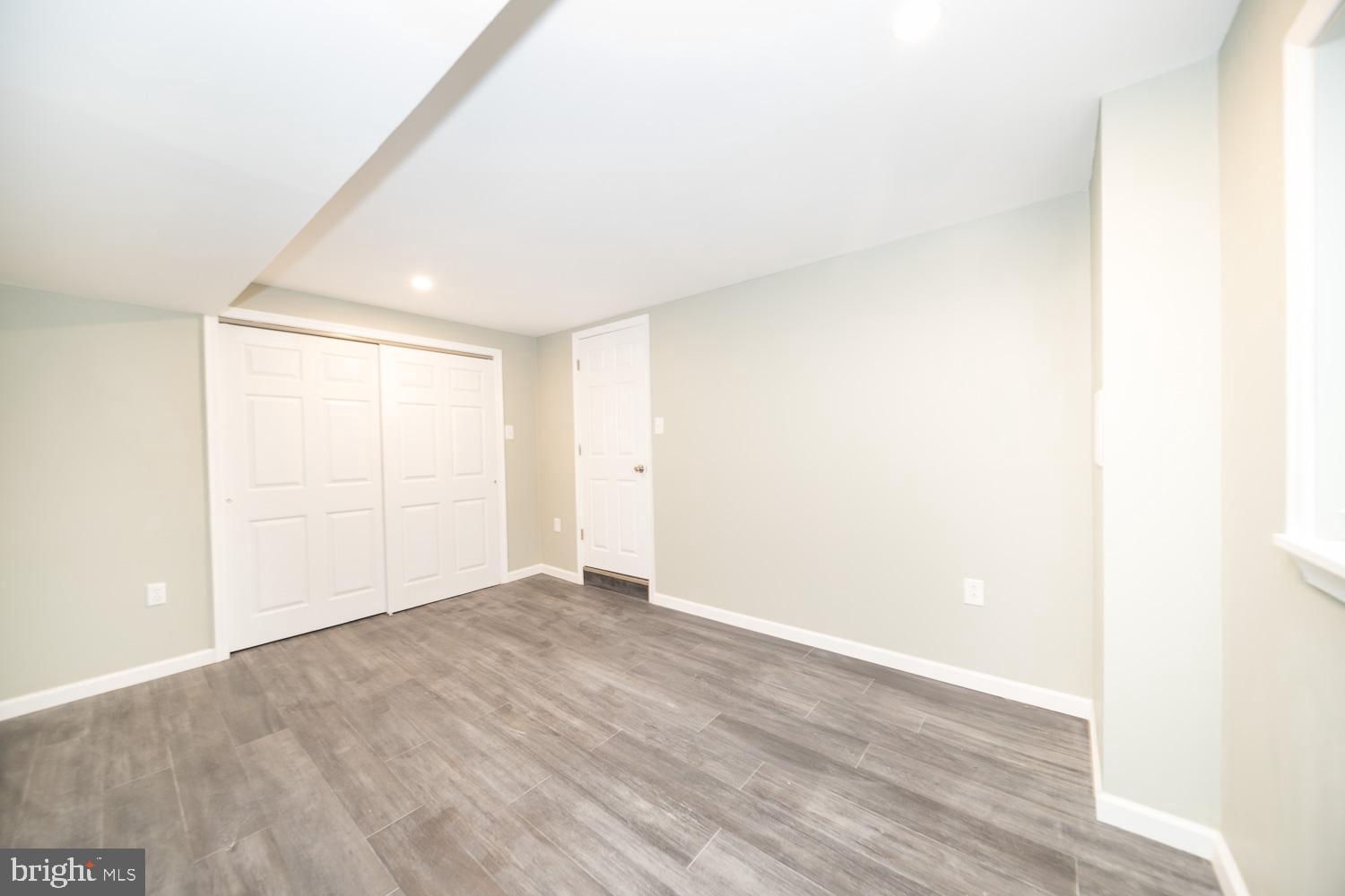 GERMANTOWN (EAST) - Residential