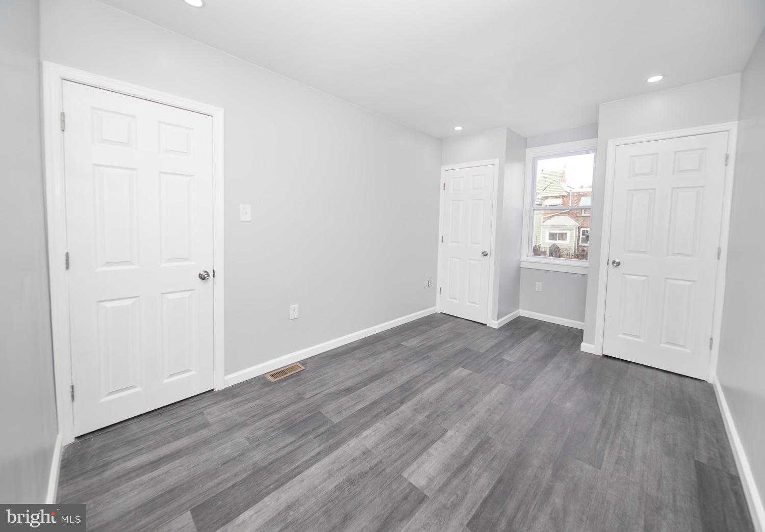 GERMANTOWN (EAST) - Residential