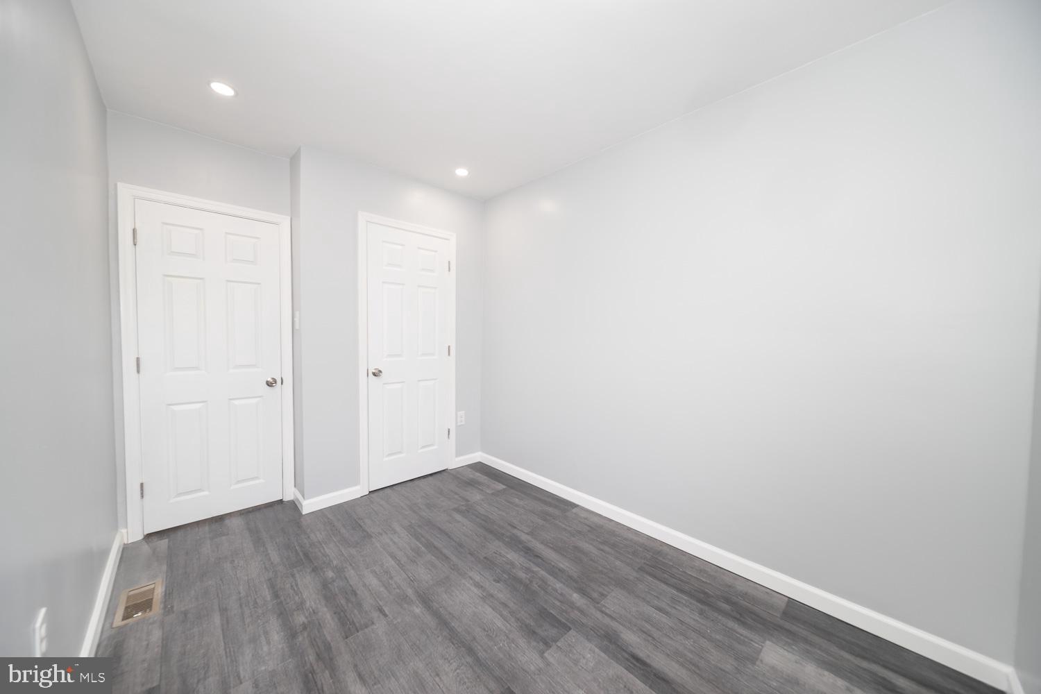 GERMANTOWN (EAST) - Residential