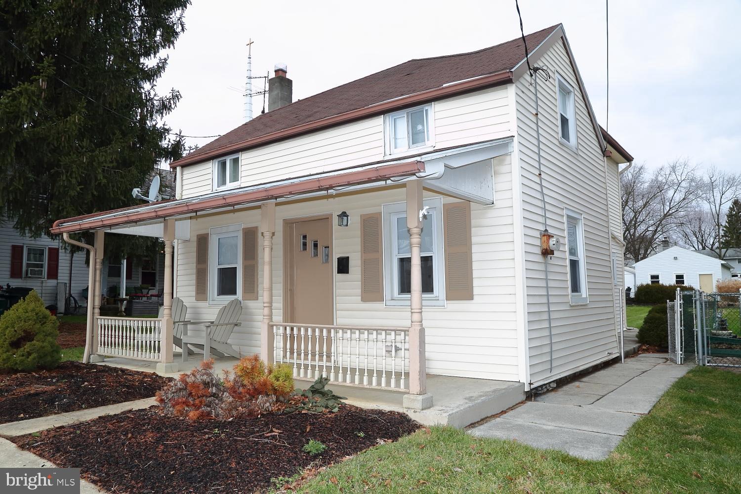 Adorable single home in Mount Joy. This home is complete with 3 bedrooms, 1.5 baths, a huge living room, a dining room and a comfortable kitchen. Built in 1890, you will appreciate the amazing hardwood floors. For convenience there is a 1/2 bath on the first floor along with a stackable washer/dryer. Lots of storage available in this older home. Looking for garage space, how about a 20 x 40 detached garage with opener and electric! You can enjoy relaxing on the covered front porch or the covered area that overlooks the level fenced yard. Take a look at this one!