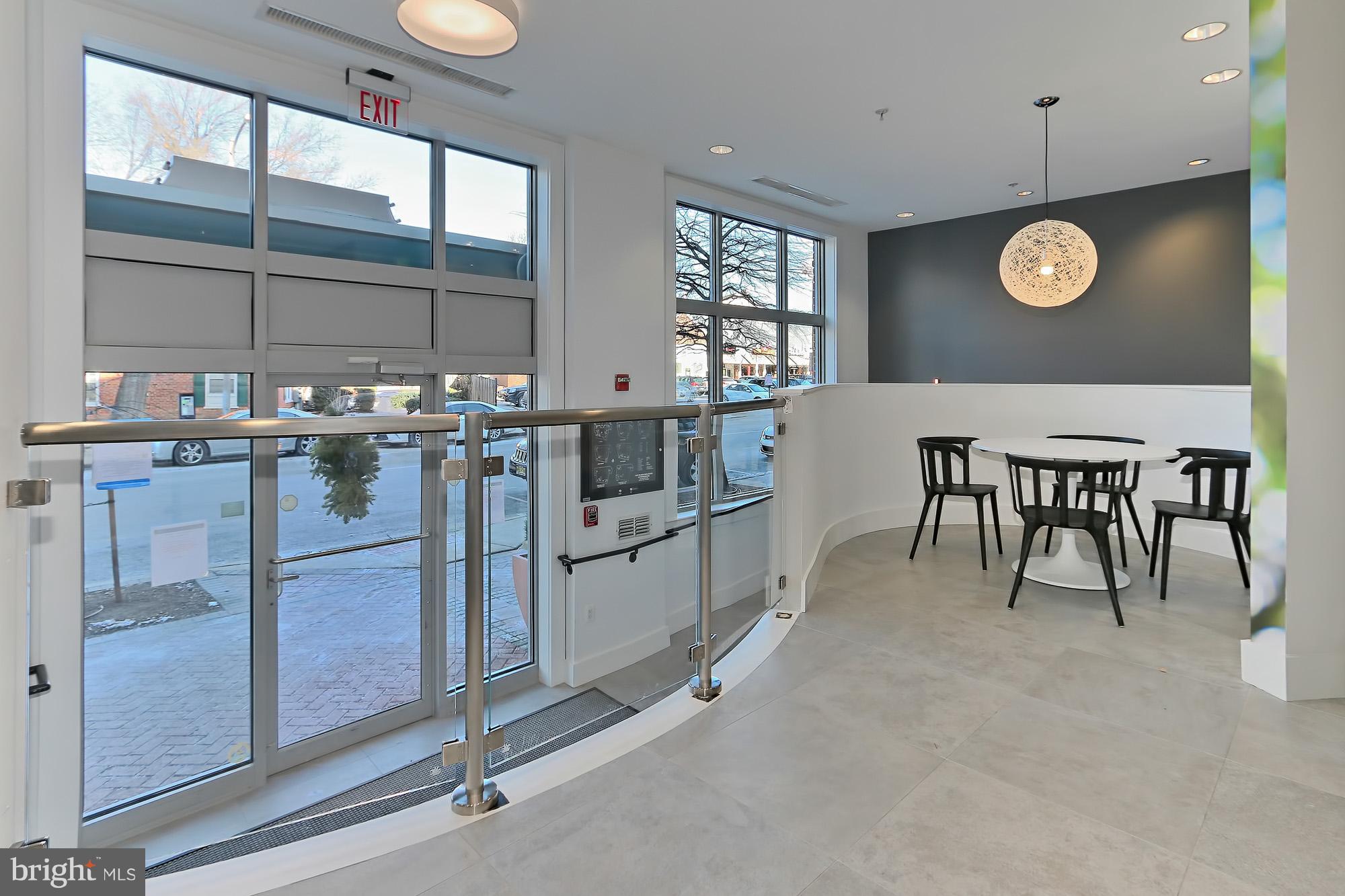 1800 WILSON - Residential Lease