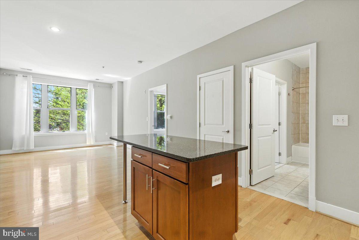1800 WILSON - Residential Lease