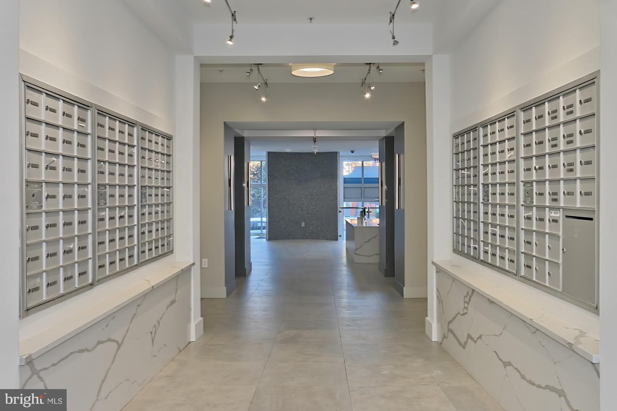 1800 WILSON - Residential Lease