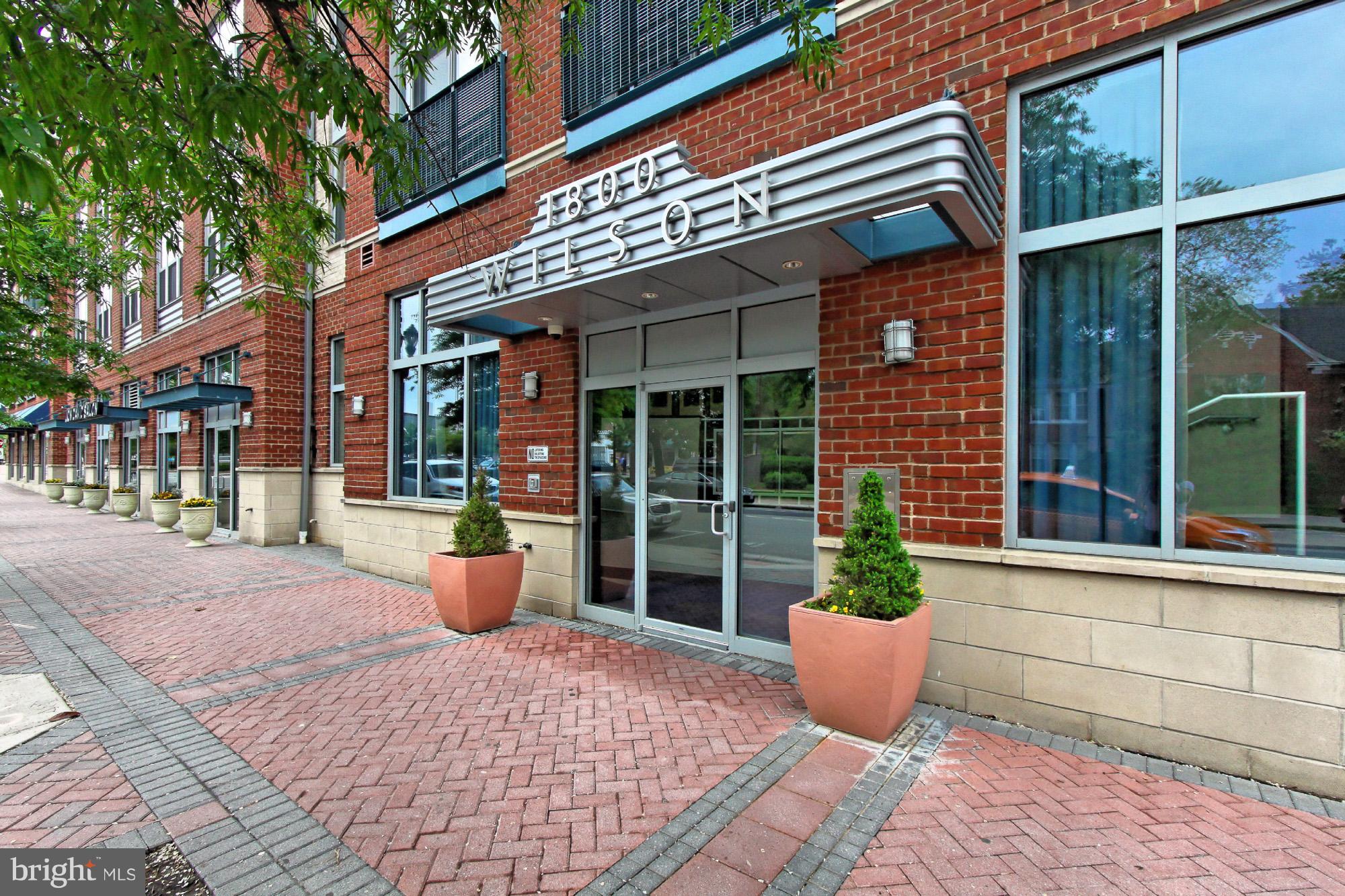 1800 WILSON - Residential Lease