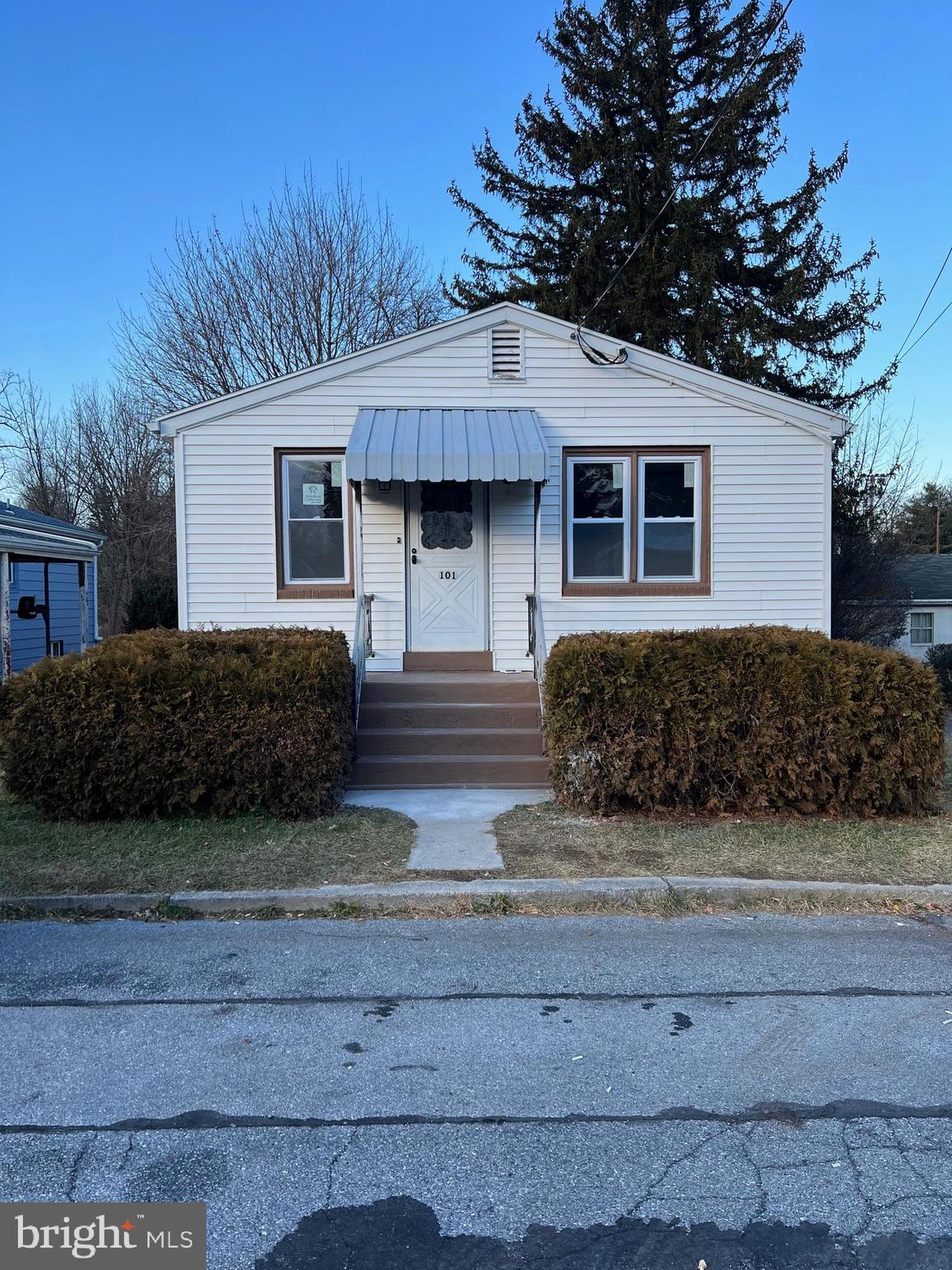 Remodeled ranch home near Stoevers Dam Park with 3 bedrooms, 1.5 bathrooms, granite kitchen countertops, new appliances, luxury vinyl plank floors and new carpet, 1st floor laundry, replacement windows, new shingle roof, etc