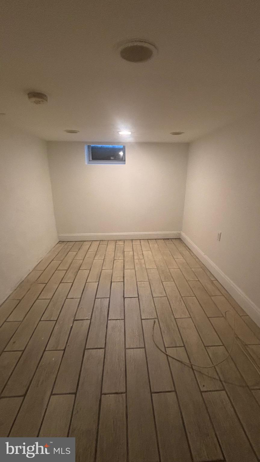 ELMWOOD PARK - Residential