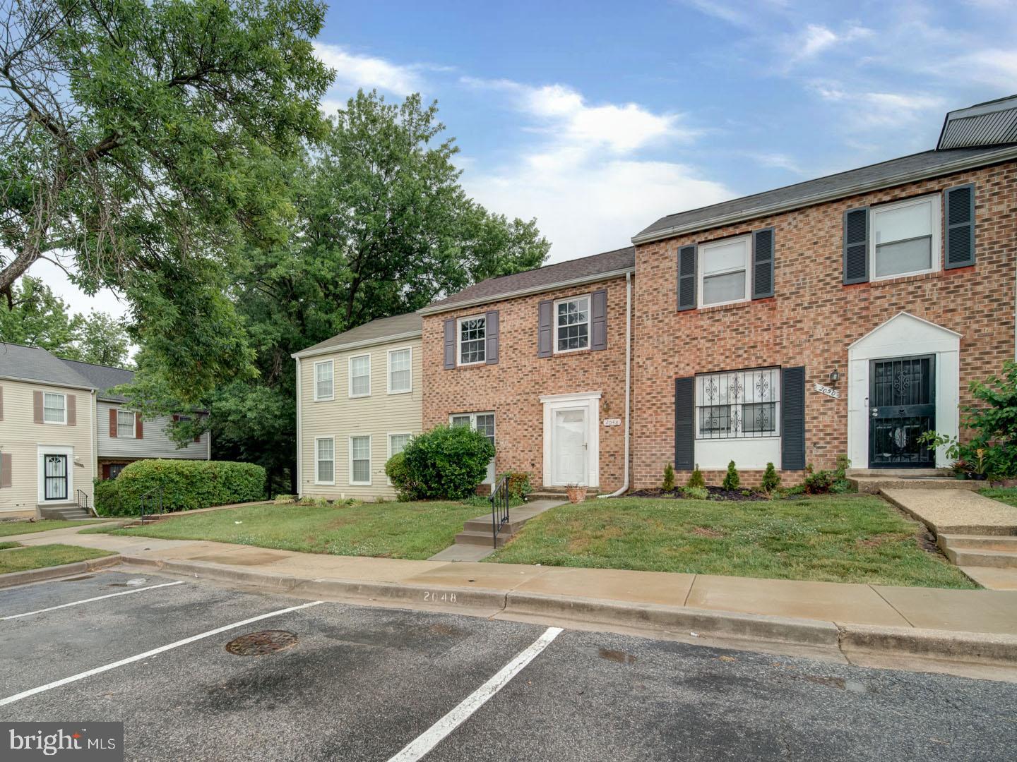 HILLCREST TOWNE - Residential