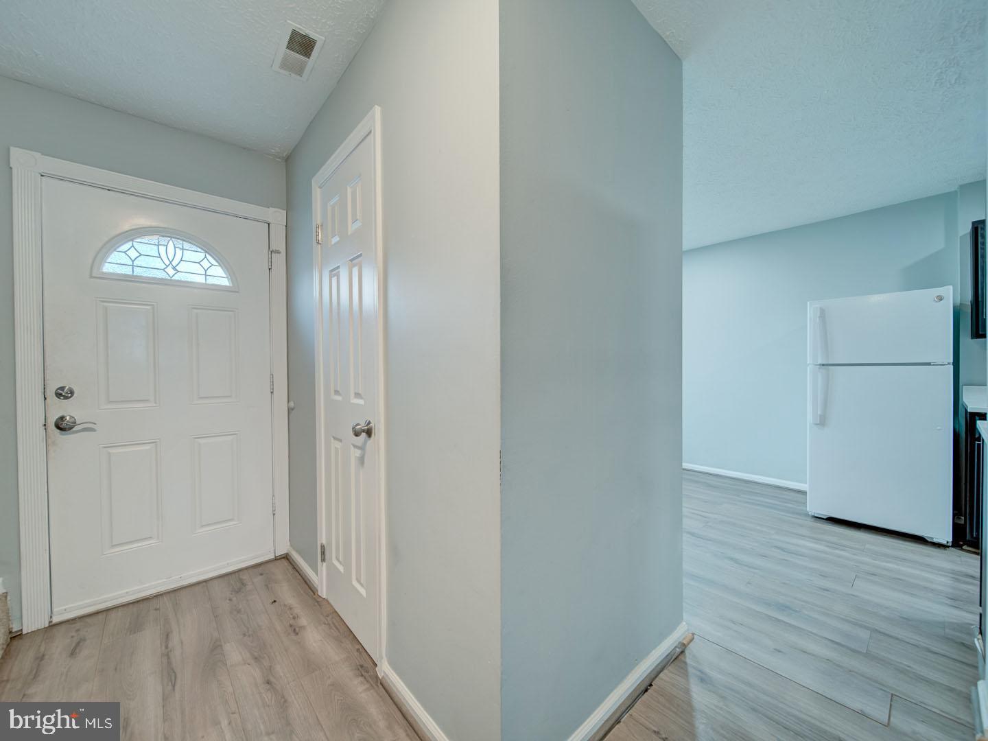 HILLCREST TOWNE - Residential