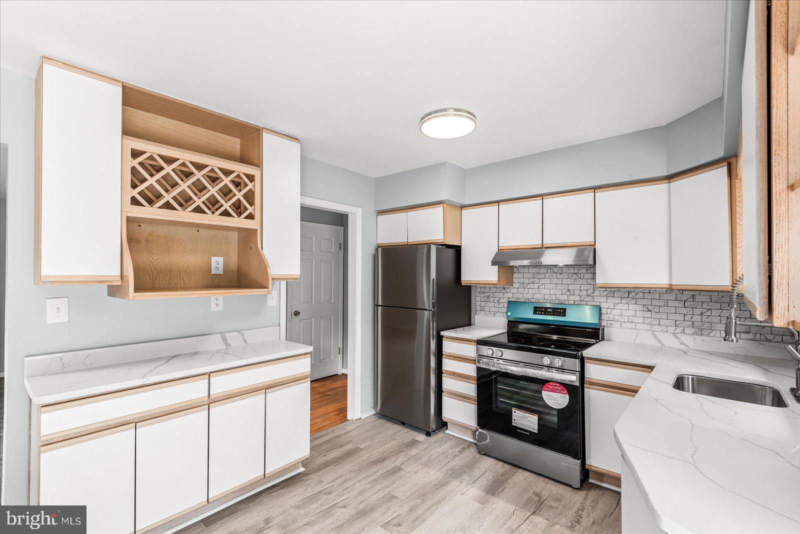CRESTVIEW - Residential