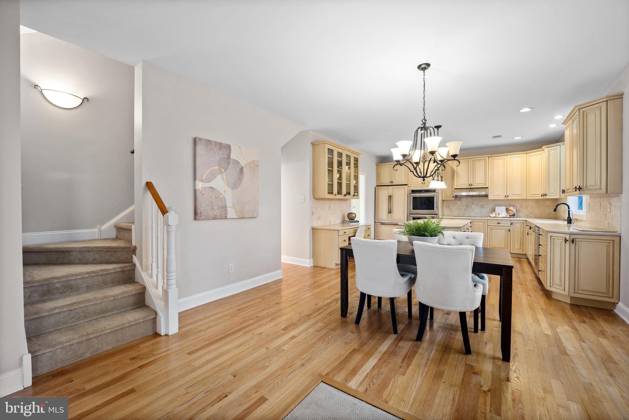 CHESHIRE KNOLL - Residential