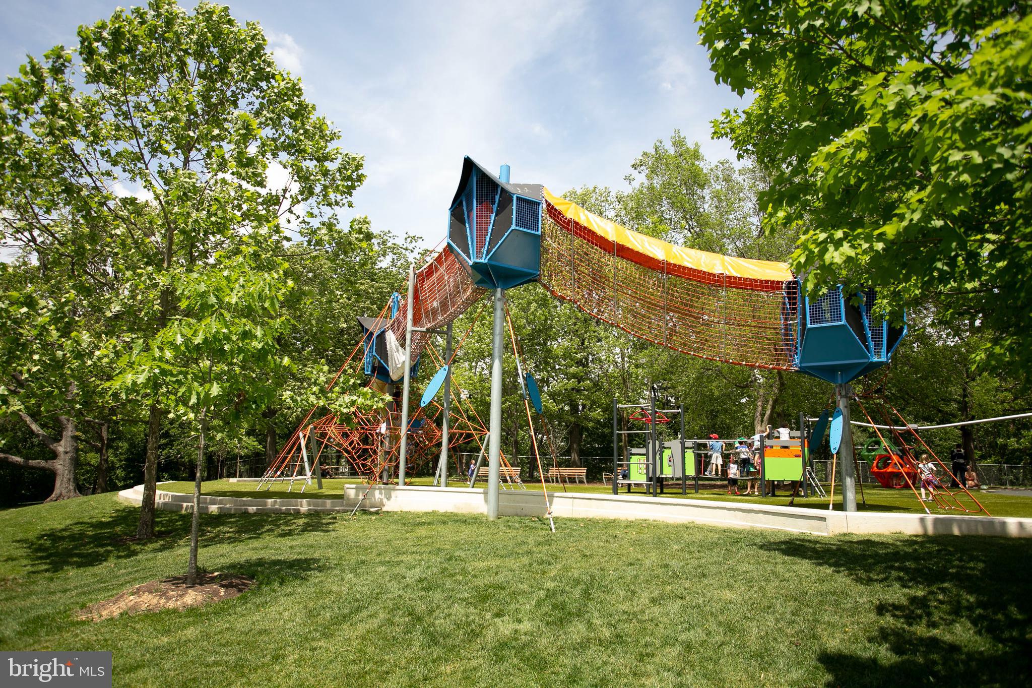 FAIRLINGTON COMMONS - Residential