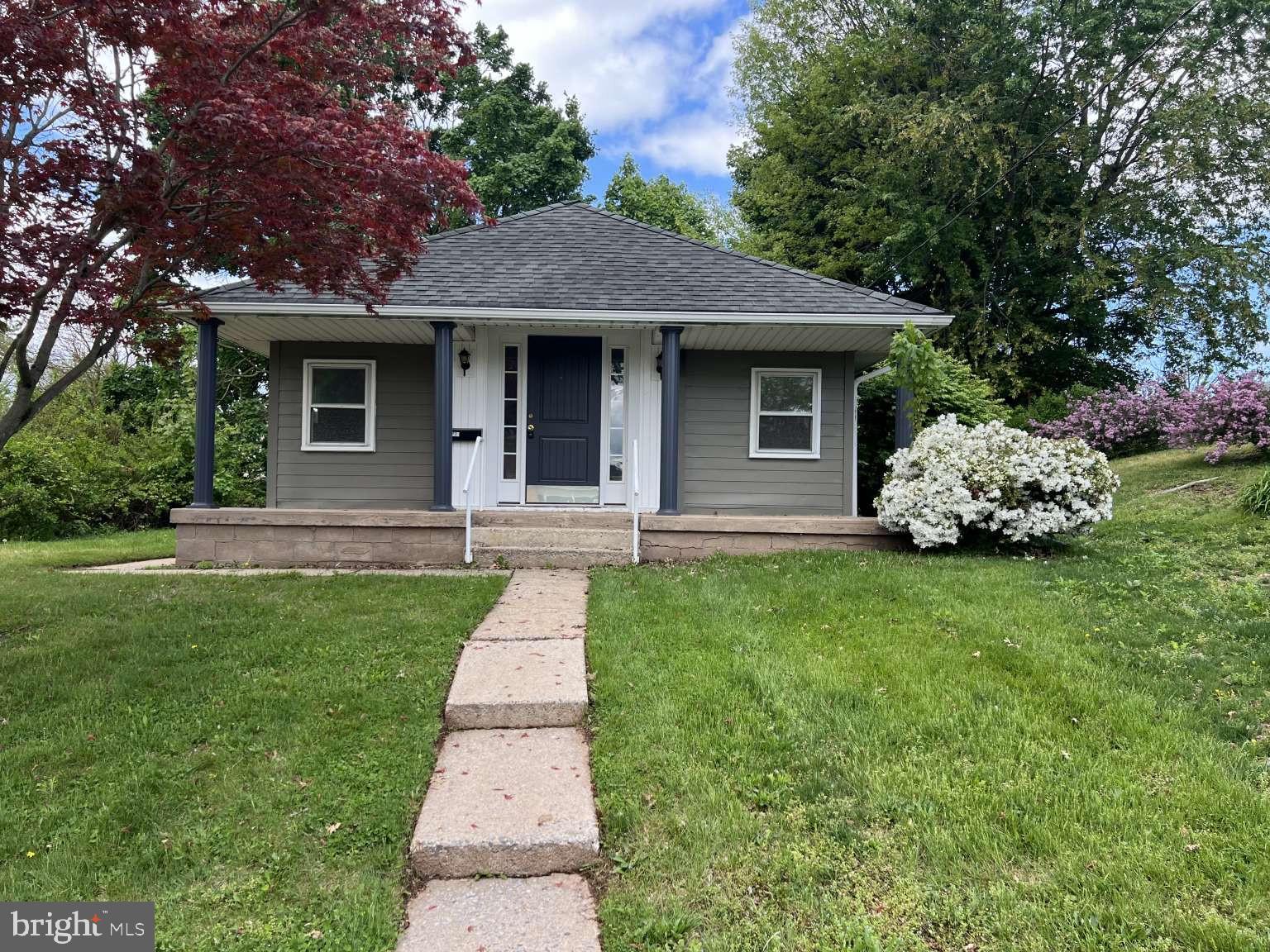 OAK HILLS - Residential