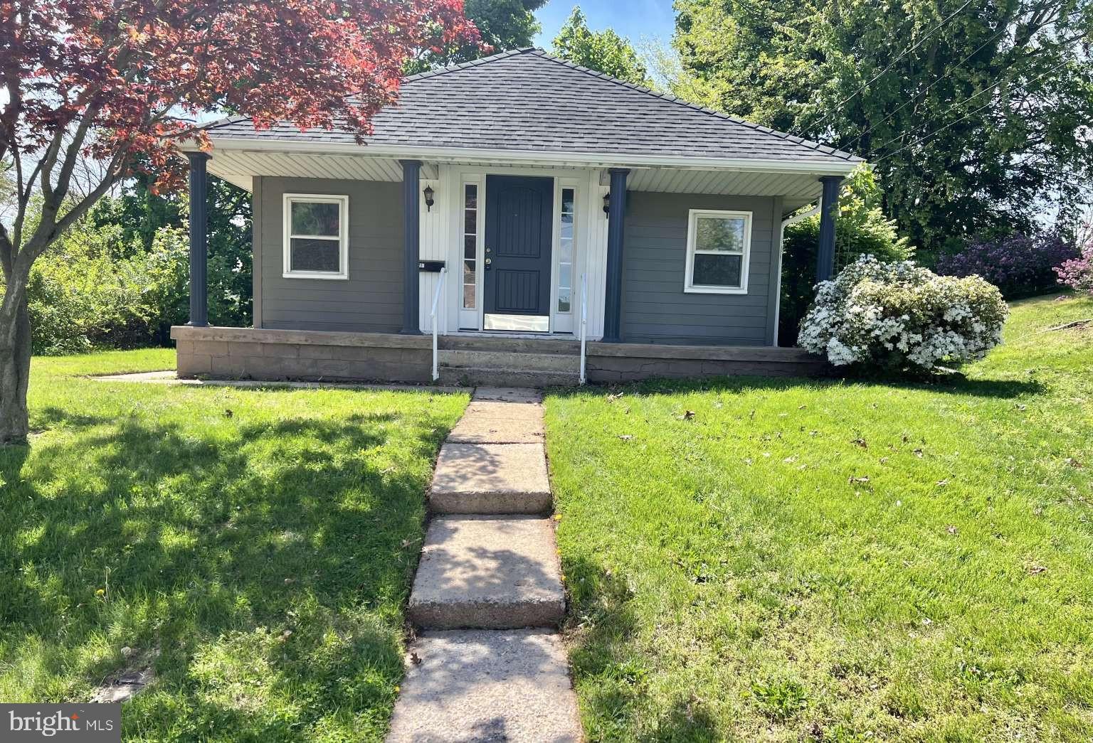 OAK HILLS - Residential