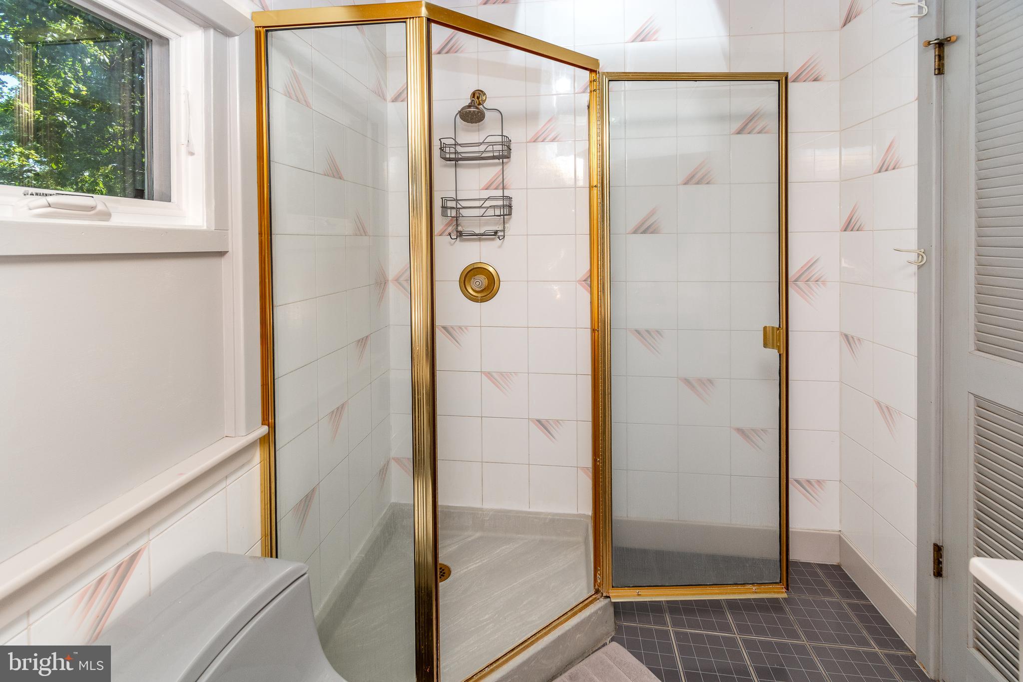 000 - Residential