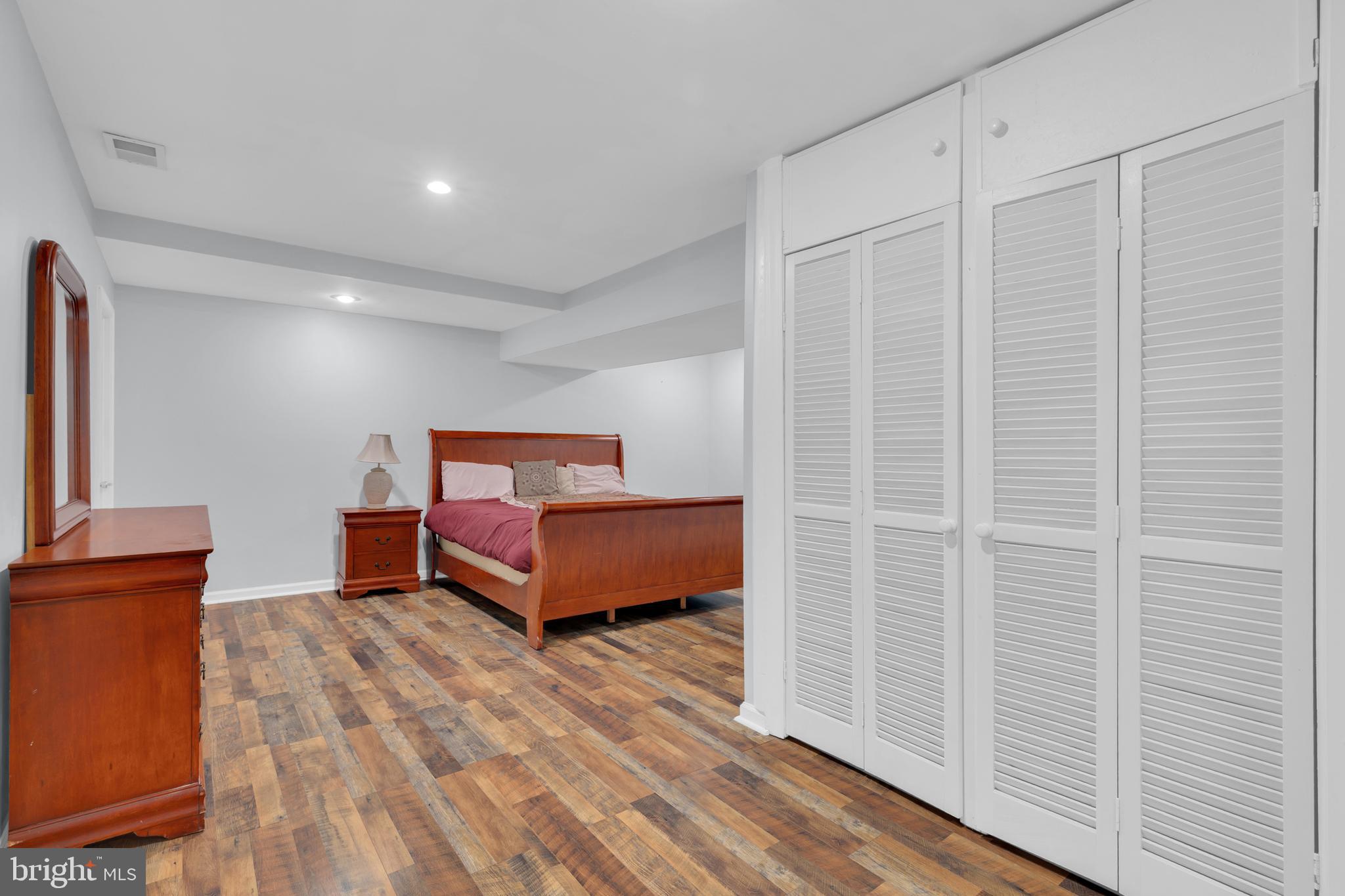 BARRINGTON - Residential