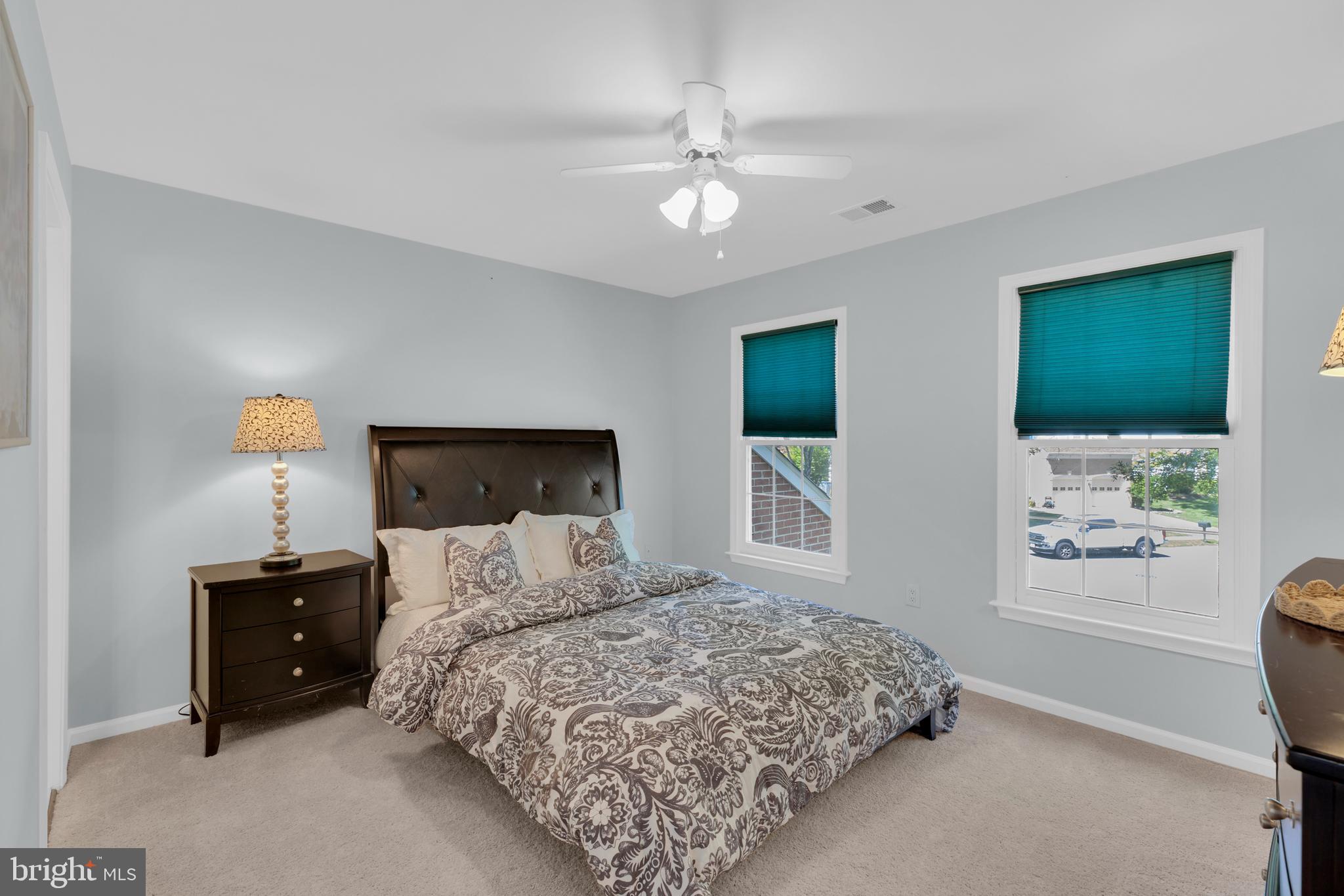 BARRINGTON - Residential